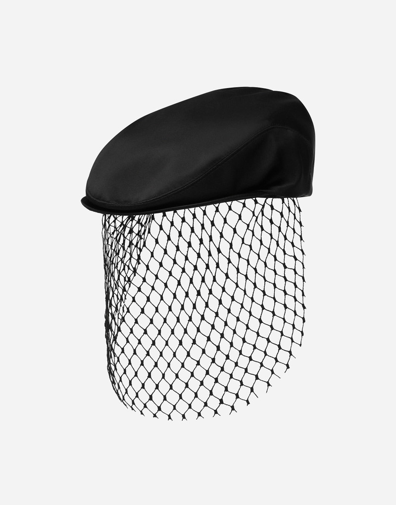 Silk satin flat cap with veil 1