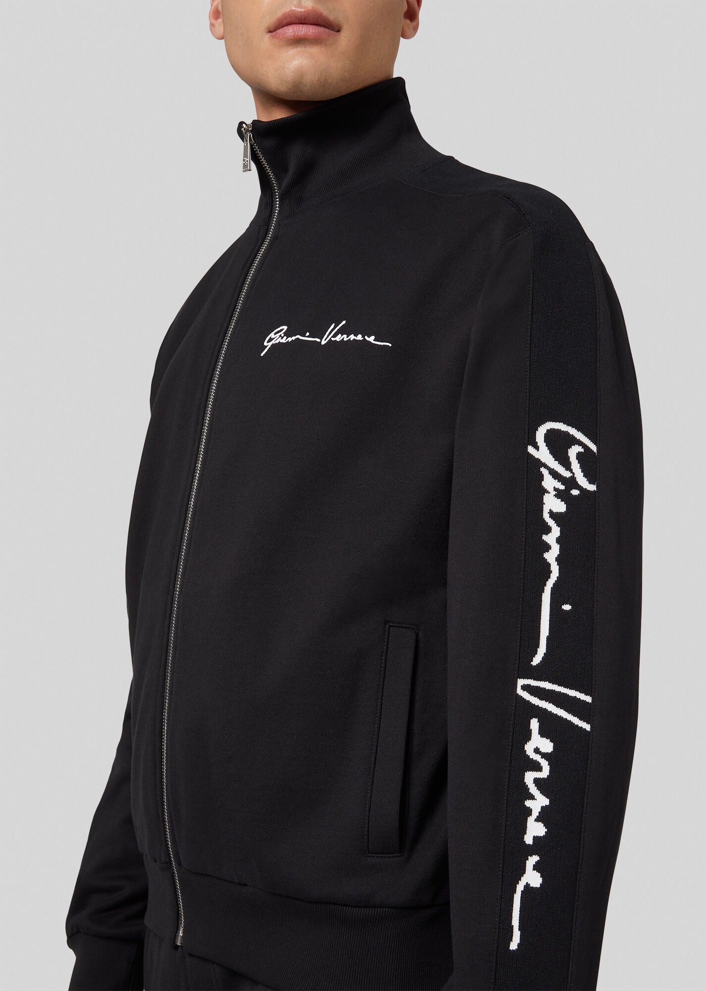 GV Signature Embroidered Sweatshirt - 5