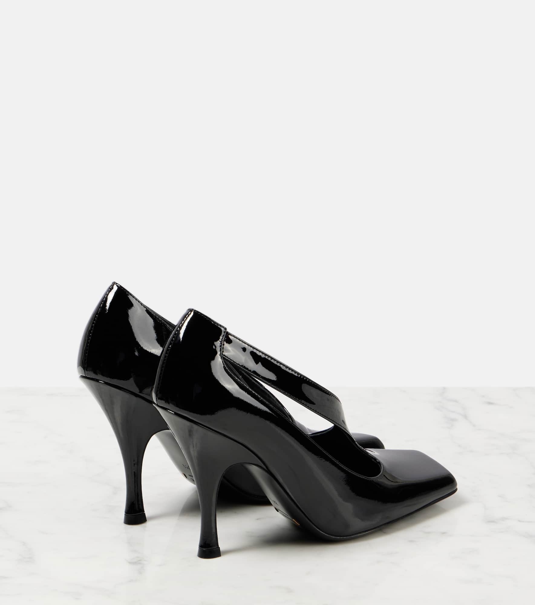 Eva 100 cutout patent leather pumps - 2