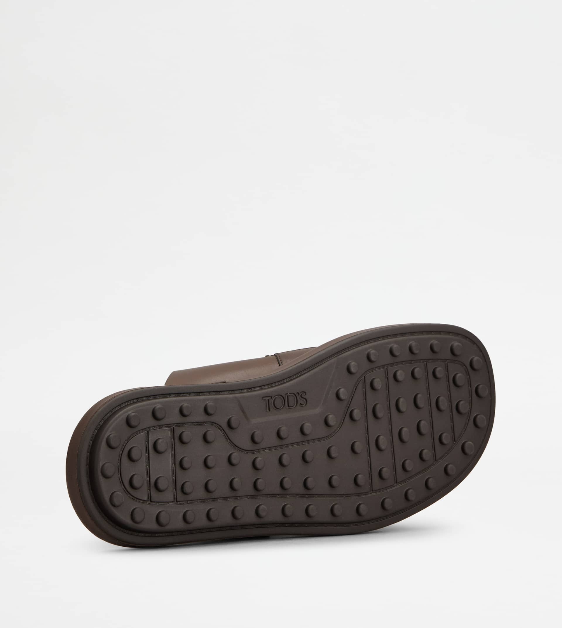 SANDALS IN LEATHER - BROWN - 4