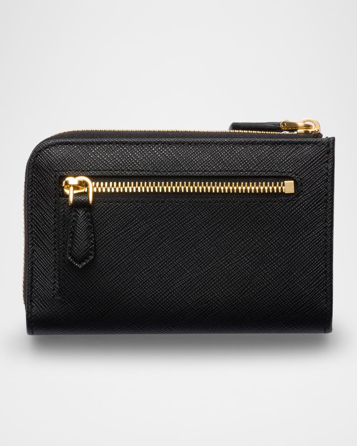 【PRADA】Triangle logo Saffiano zip card holder Prada Triangle Logo Saffiano Leather Card Holder in Black