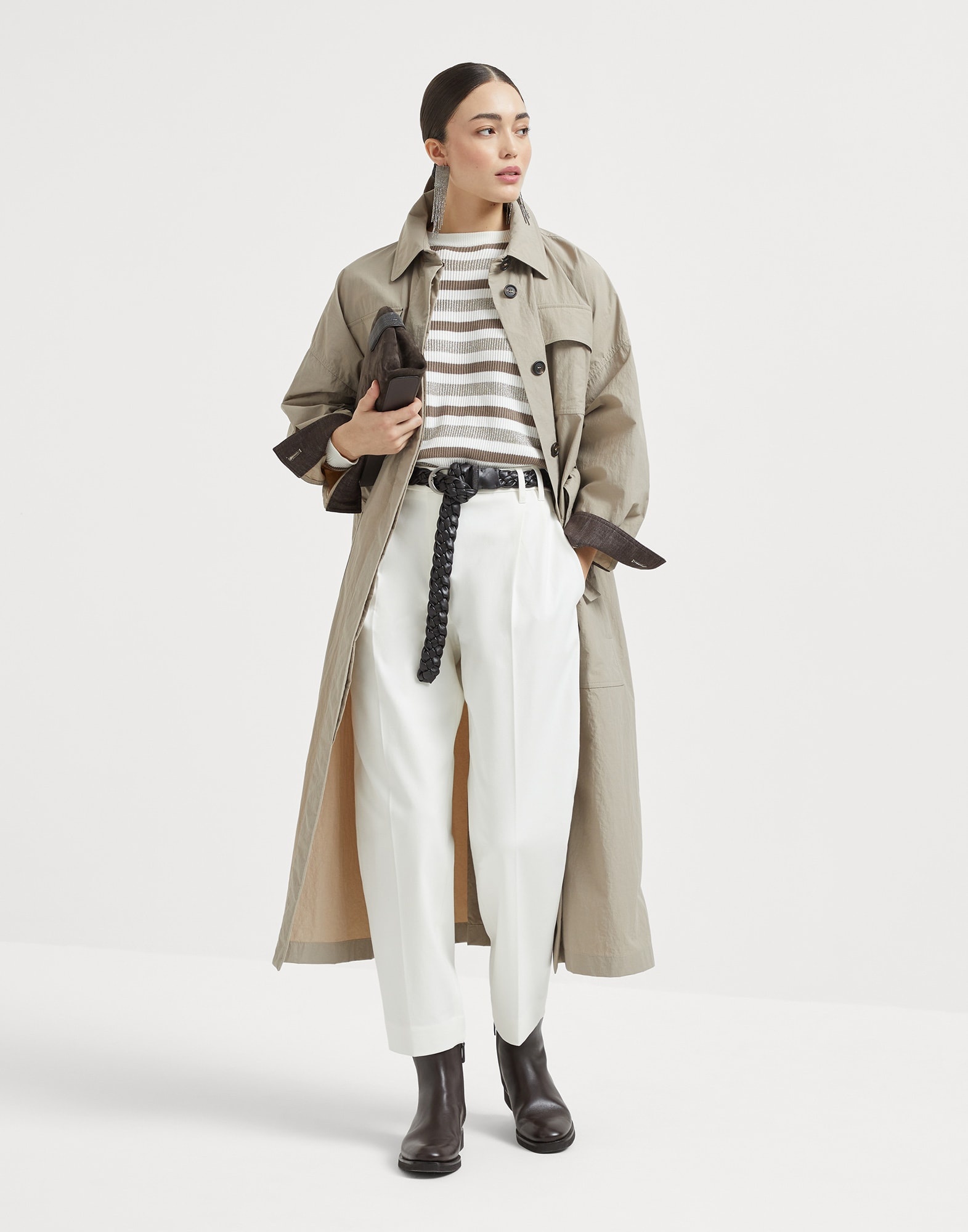 Water-resistant techno cotton trench with shiny detail - 5