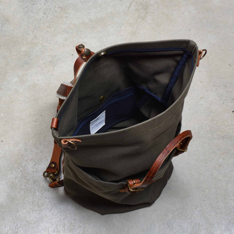 WOODY 25L BACKPACK - KHAKI BM 6