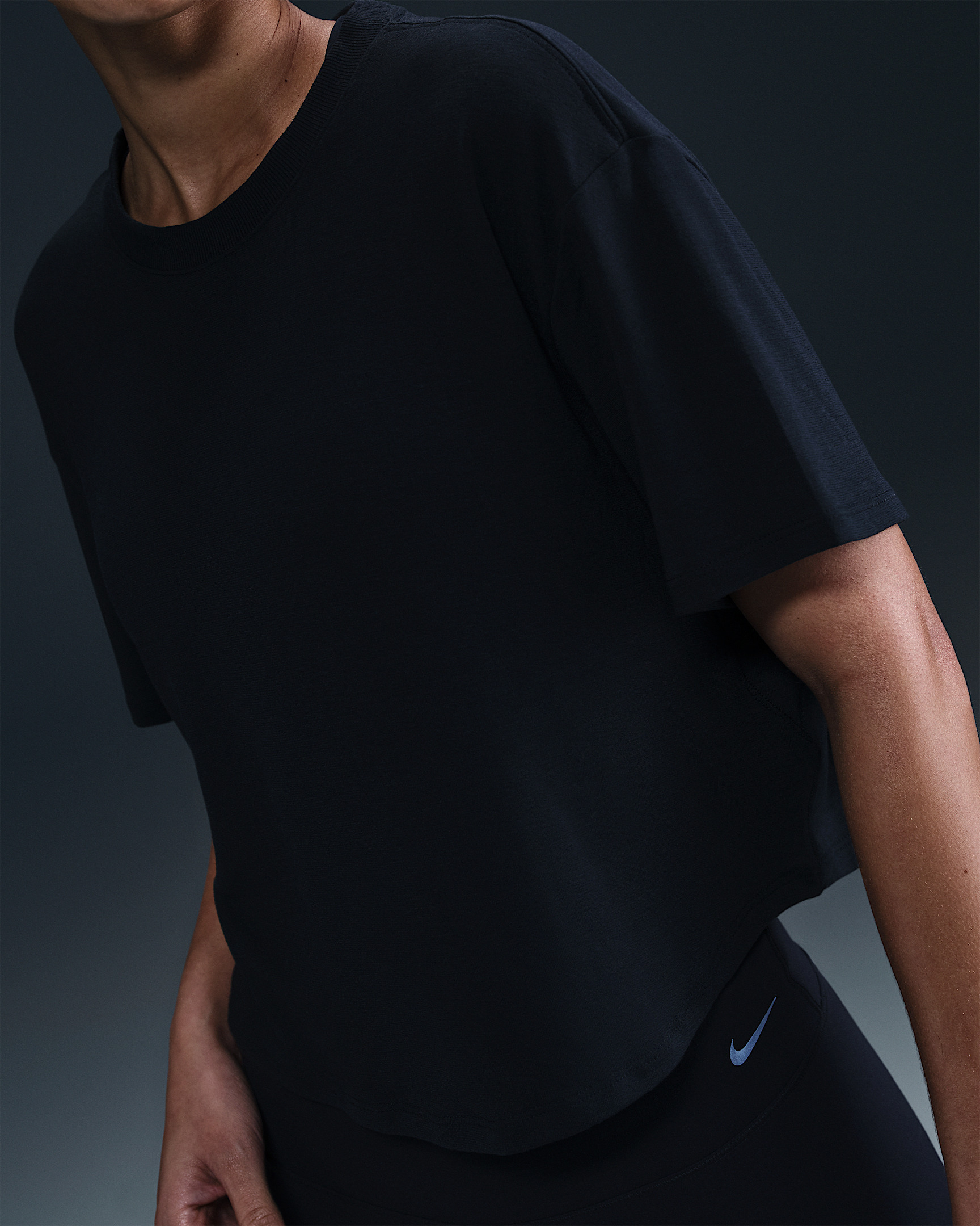 Nike One Relaxed Women's Dri-FIT Cropped Short-Sleeve Top - 3