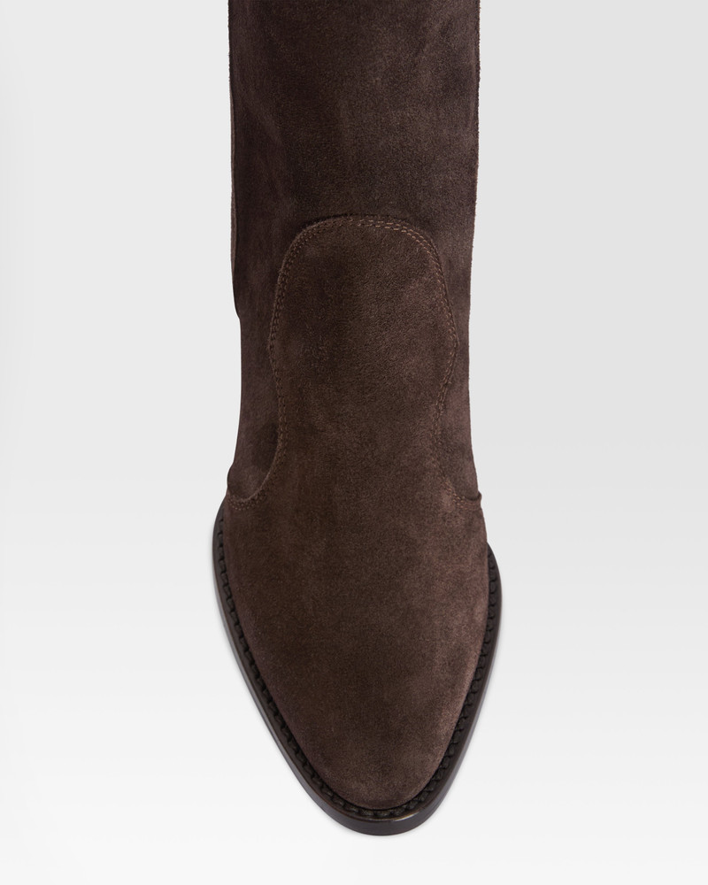 Suede boot 4