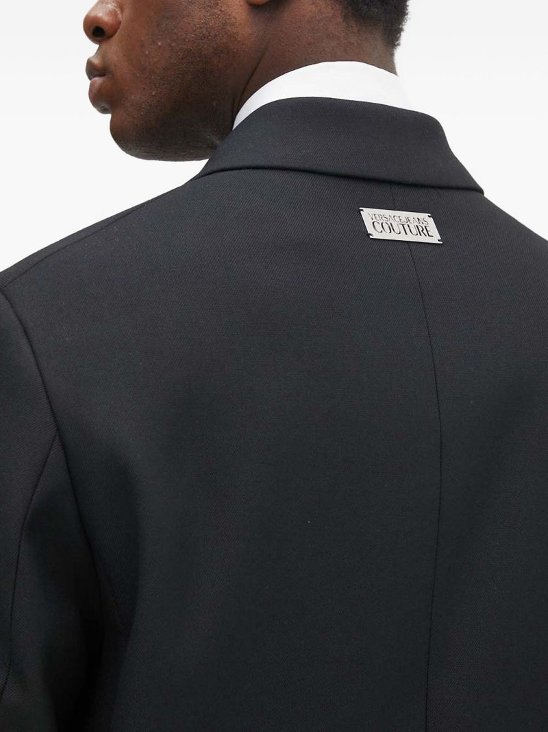 single-breasted coat 4