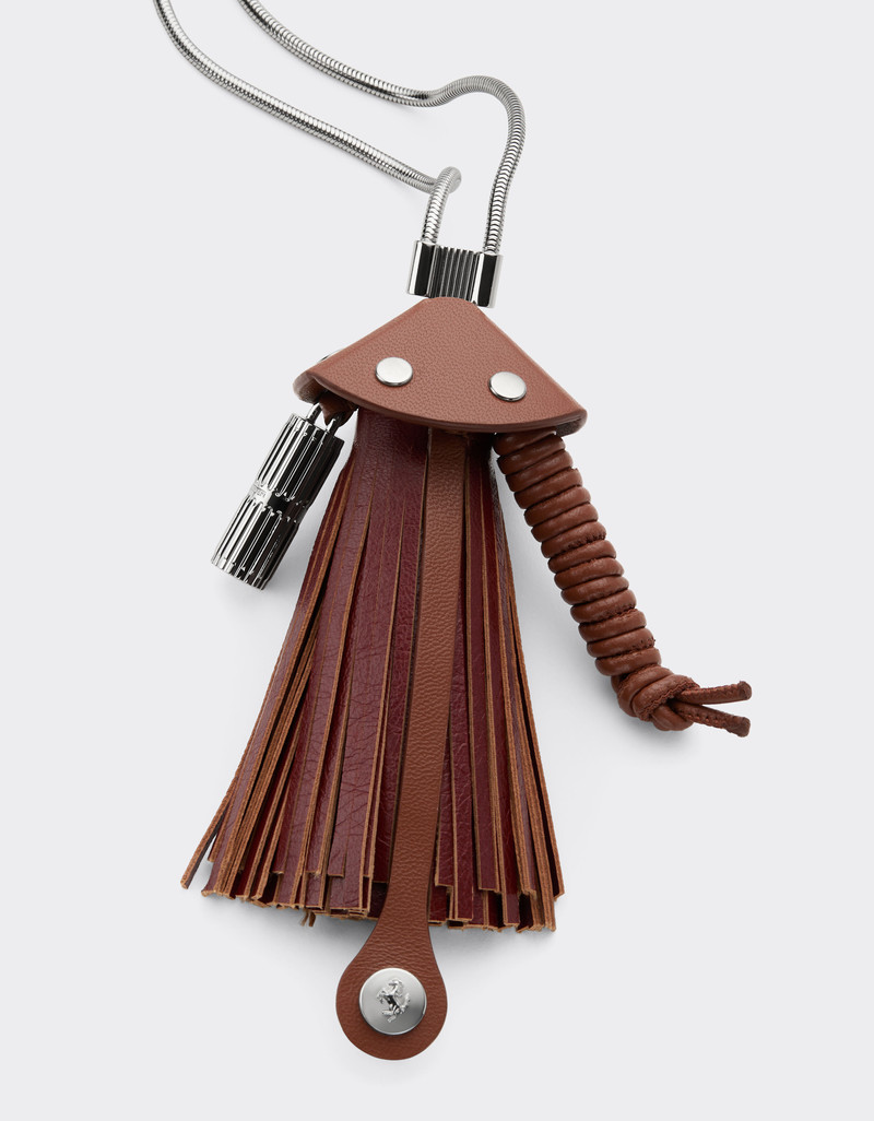 Metal and semi-gloss leather necklace 4