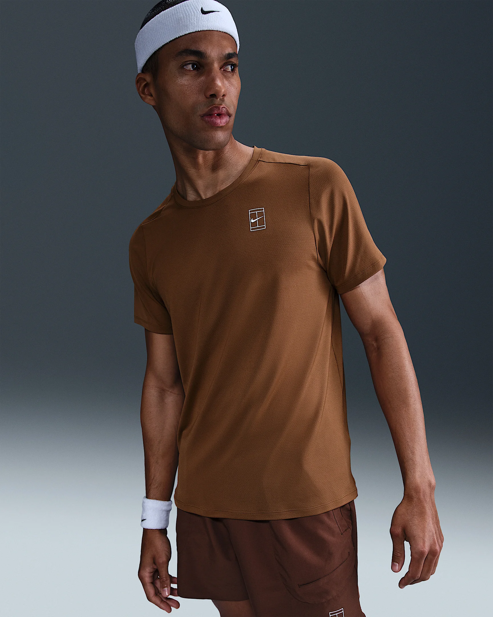 NikeCourt Advantage Men's Dri-FIT Tennis Top - 1