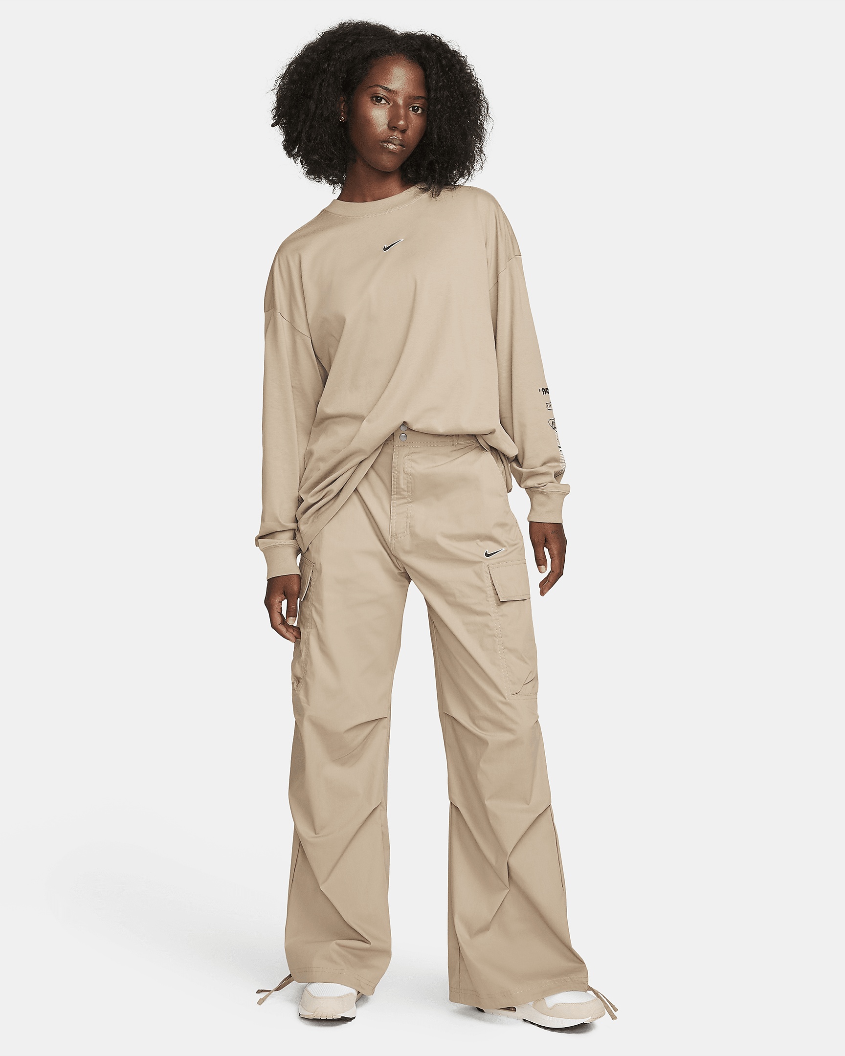 Women's Nike Sportswear High-Waisted Loose Woven Cargo Pants - 6