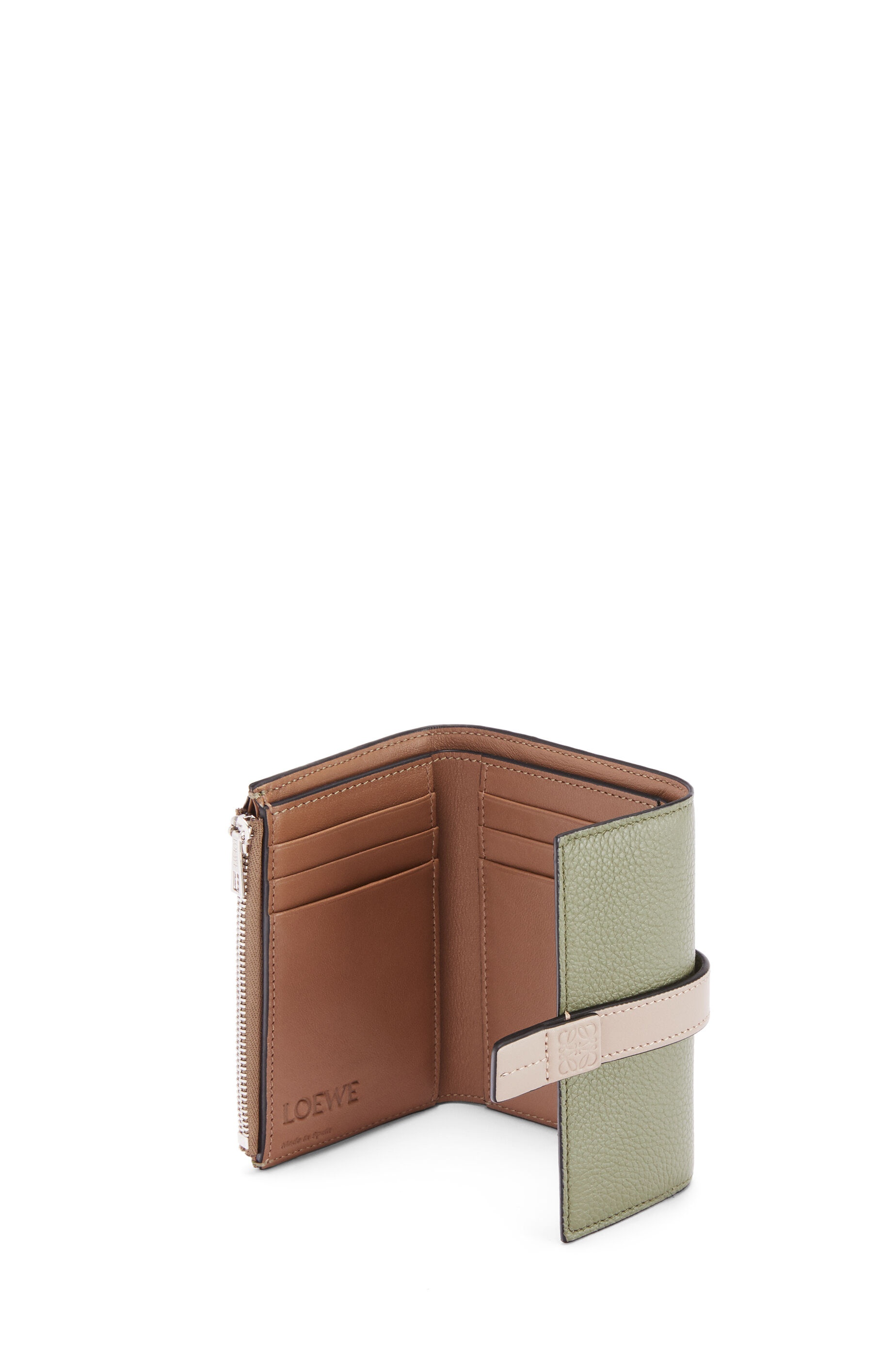 Small vertical wallet in soft grained calfskin - 2