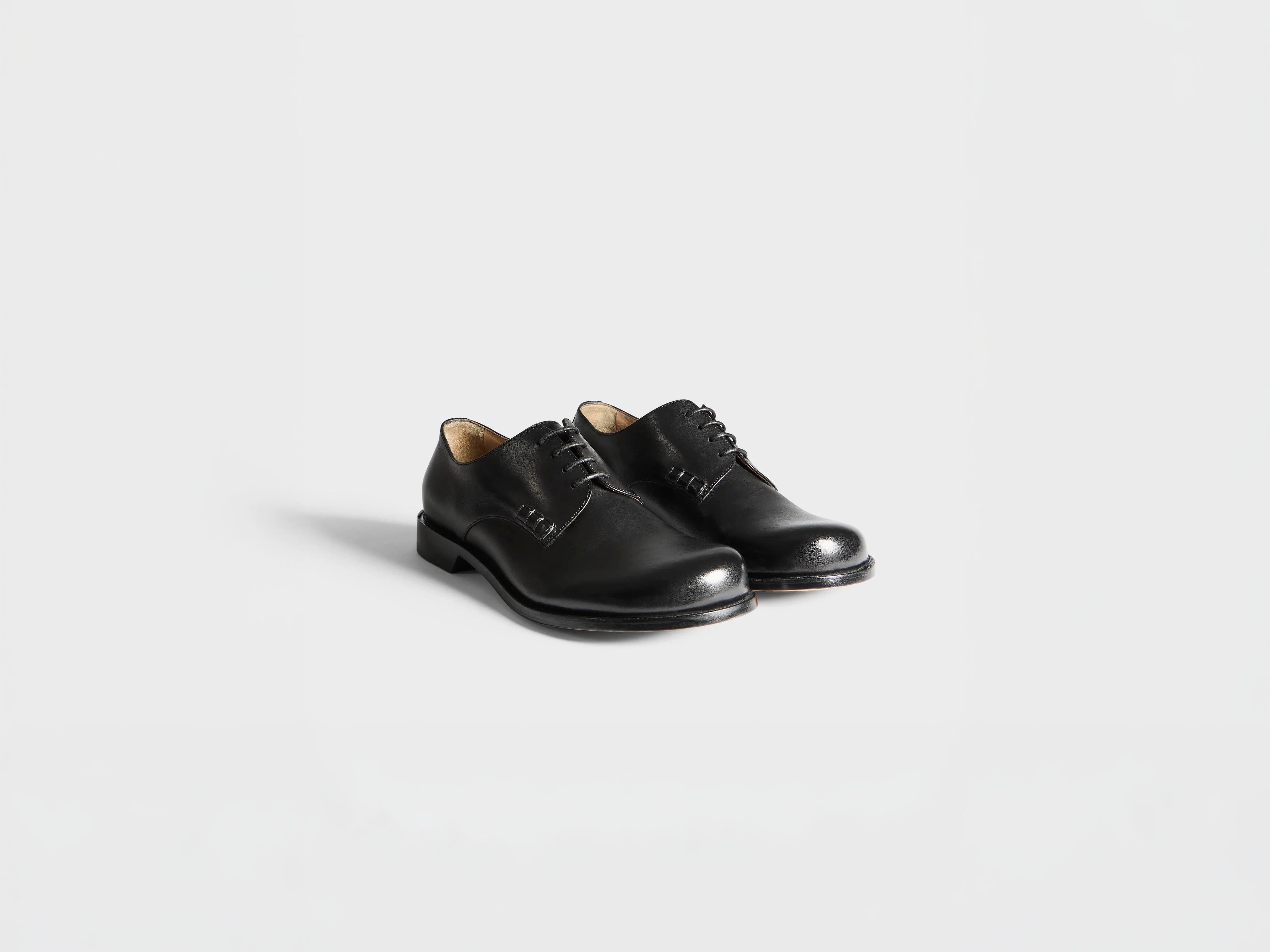 MENS LOAFER DERBY SHOE IN BLACK - 1