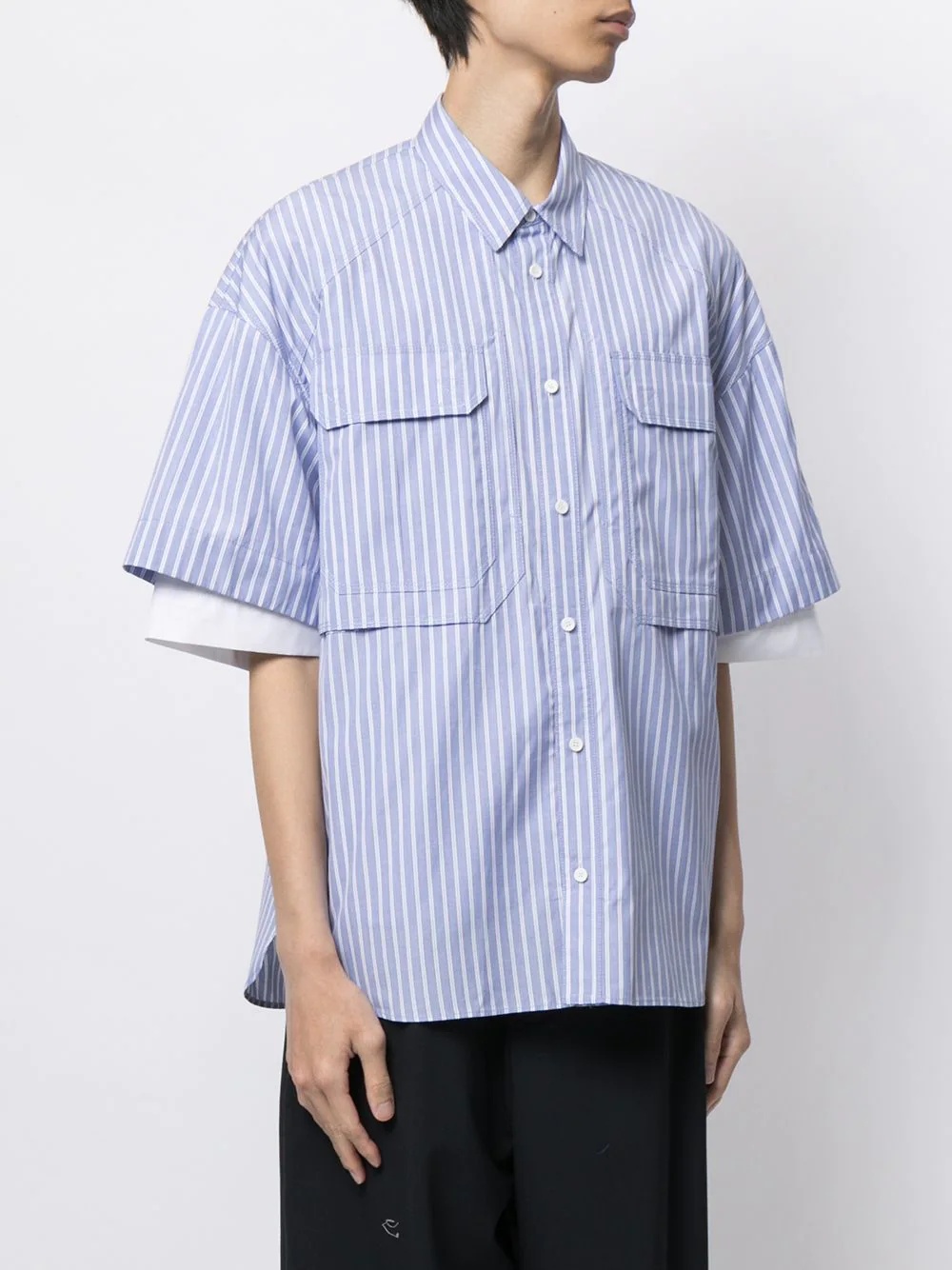 short-sleeved striped shirt - 3