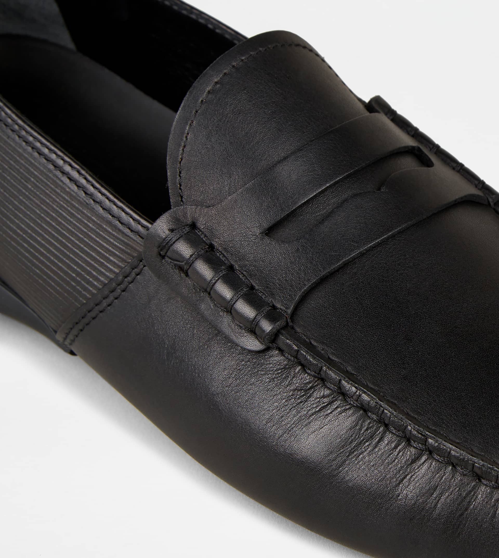 LOAFERS IN LEATHER - BLACK - 6