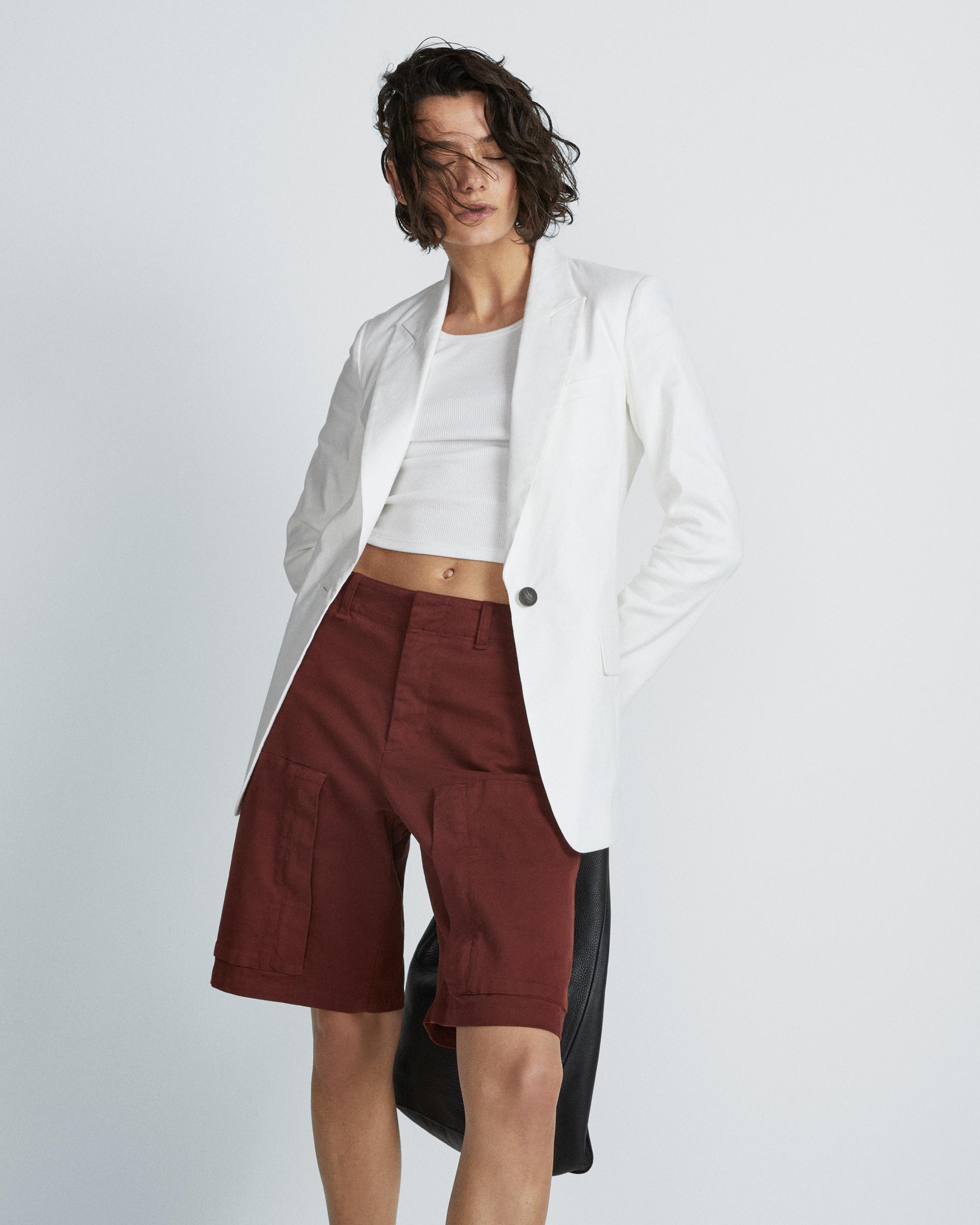 Kai Cotton 11 1/4" Short
Relaxed Fit Short - 2