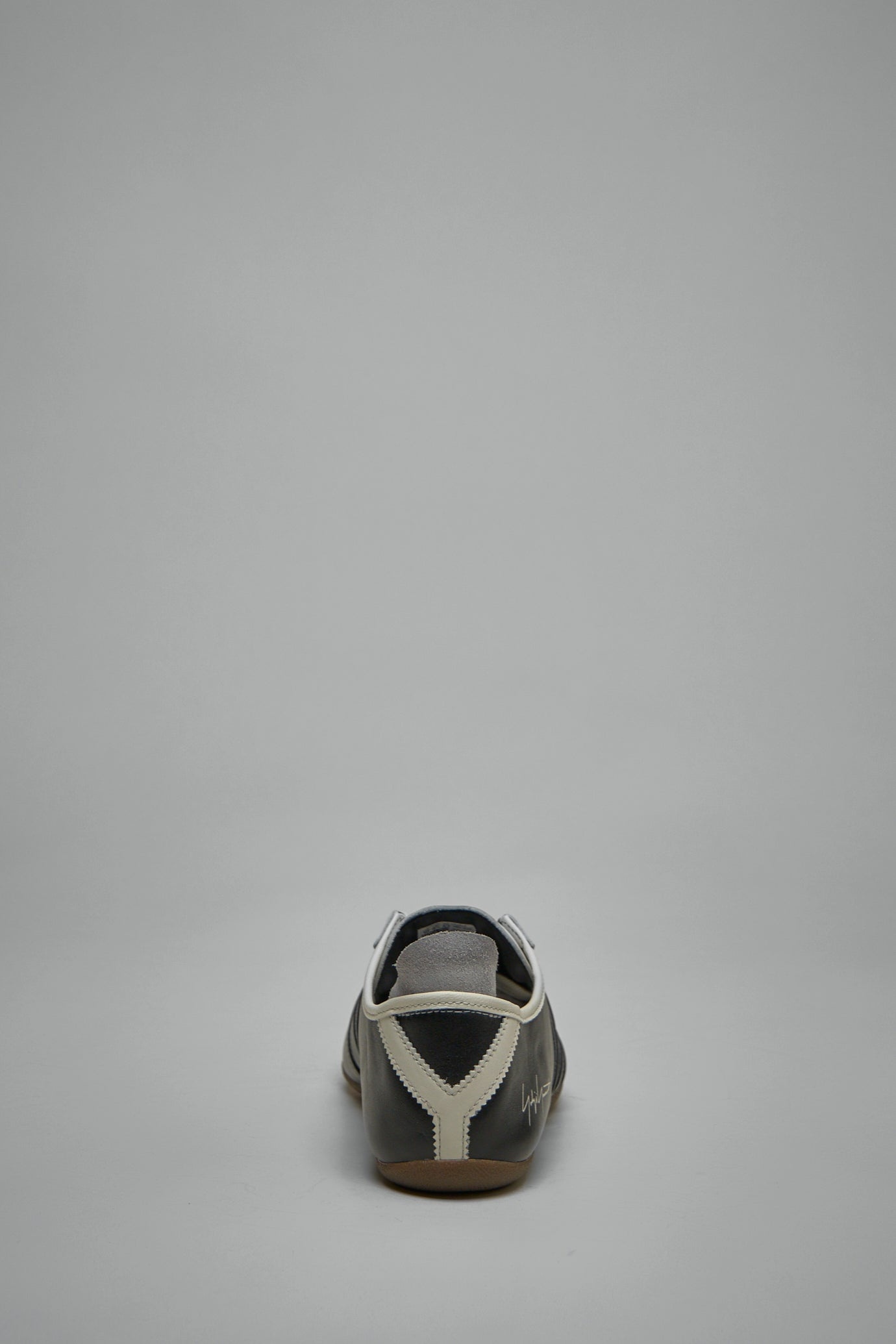 Y-3 Tokyo - 4