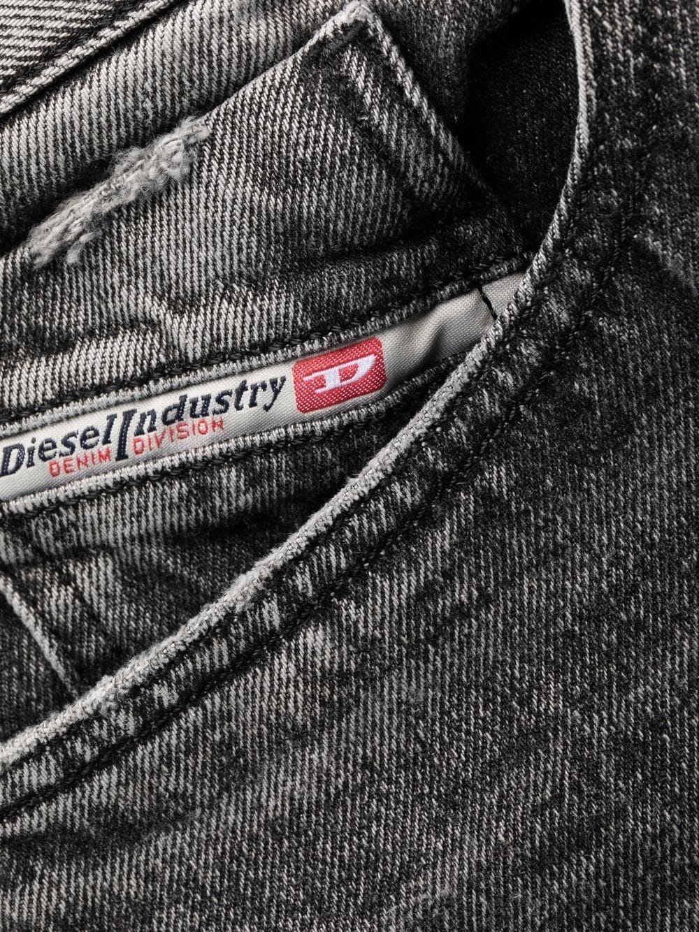 D-Fining tapered-leg jeans - 6