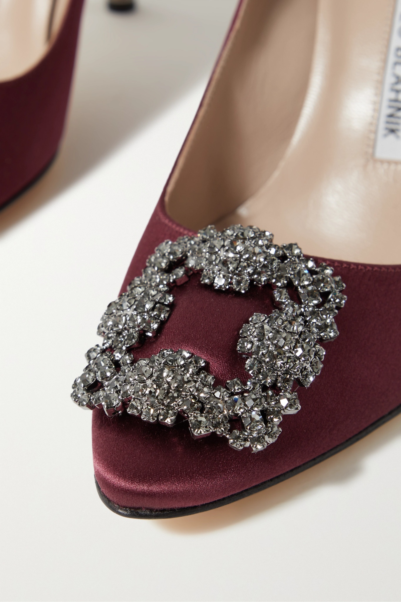 Hangisi 90 crystal-embellished velvet pumps - 4