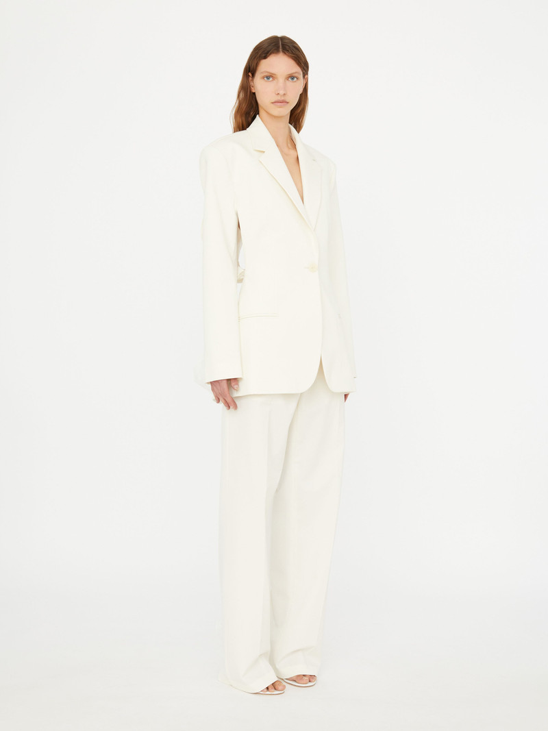 Intimate Bow Back Twill Blazer 3