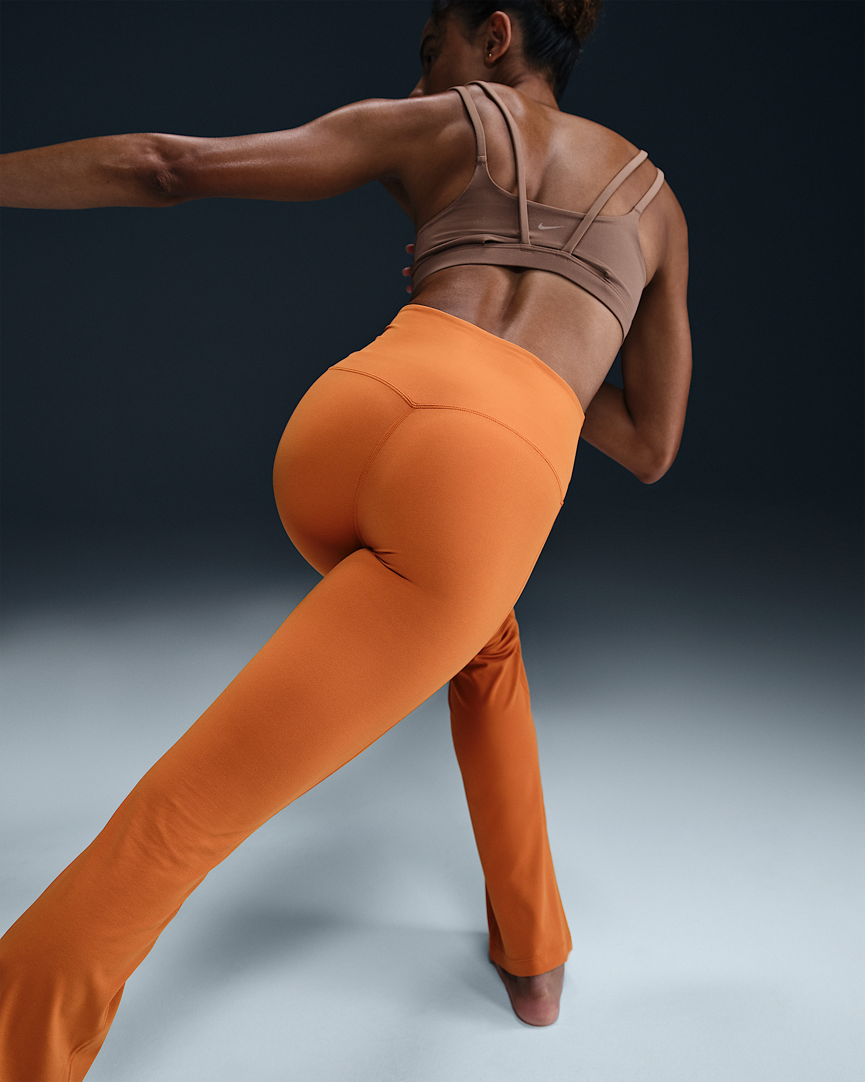 Nike Zenvy Women's High-Waisted Flared Leggings - 3