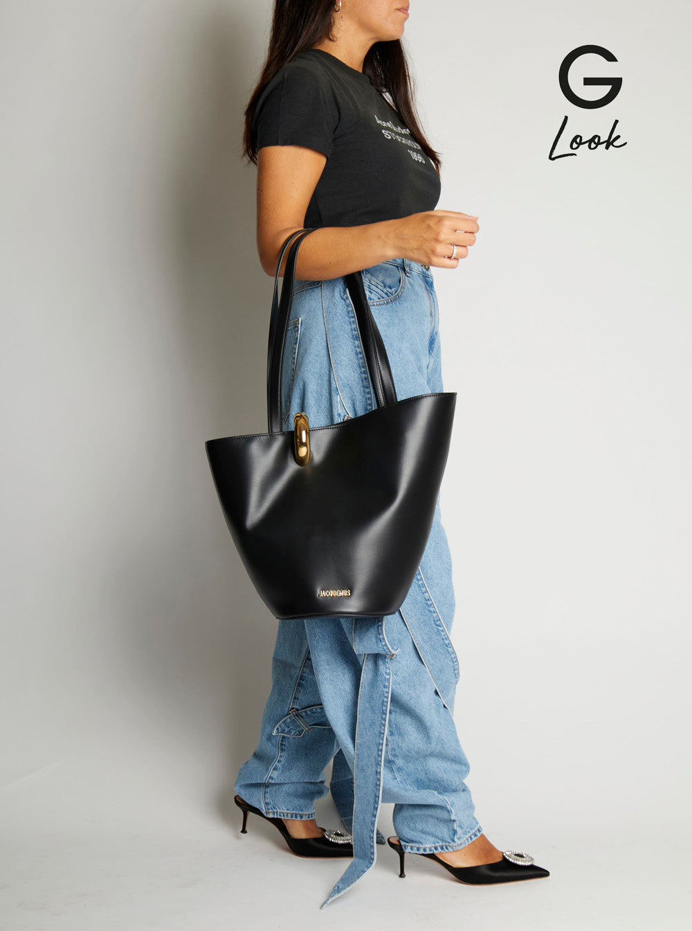 Jacquemus Women 'Le Bambola Moyen' Black Shoulder Bag With Front Metal Ring Closure And Embossed Log - 6