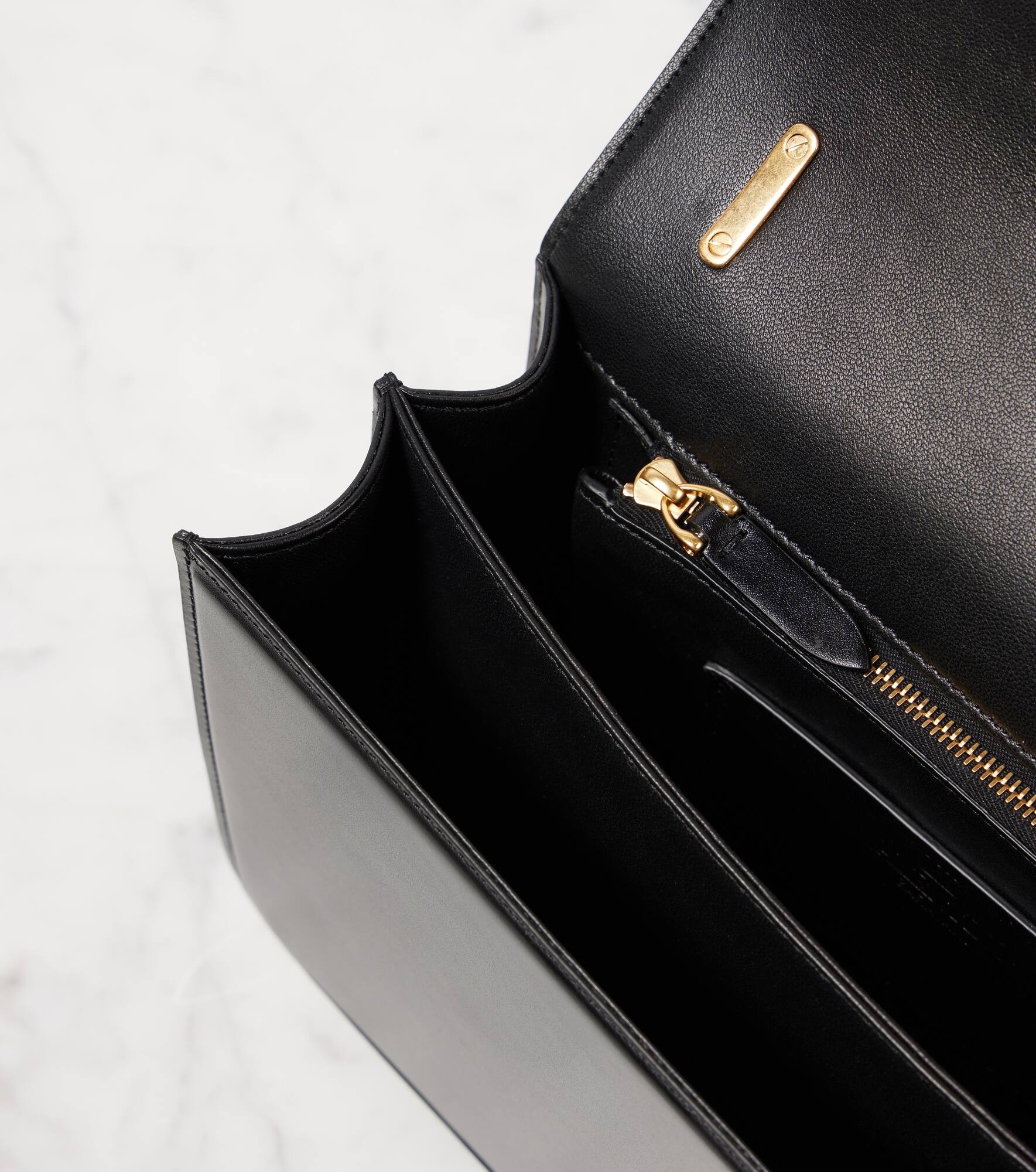 Vain Medium leather shoulder bag - 3