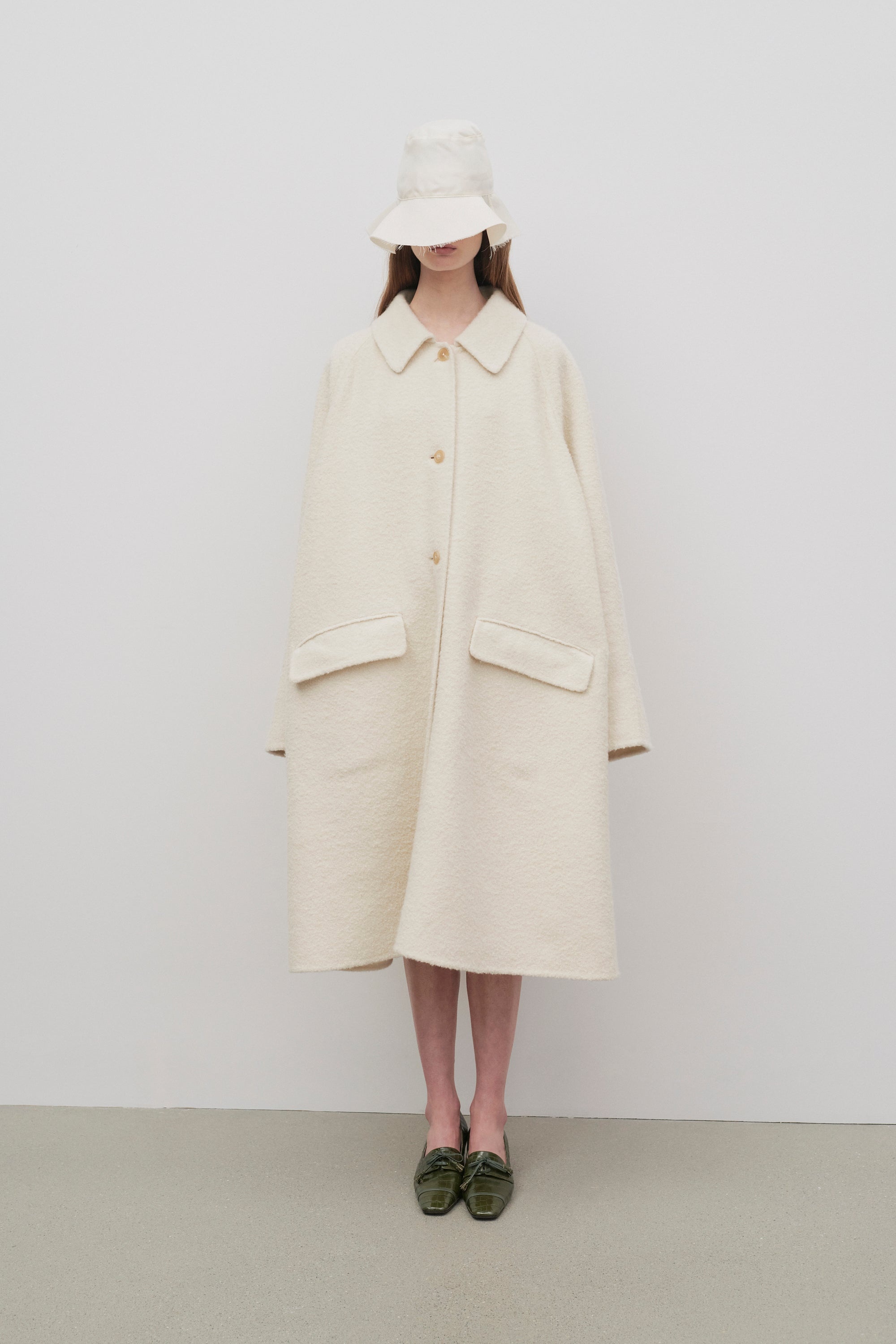 Garthel Coat in Cashmere and Silk - 3