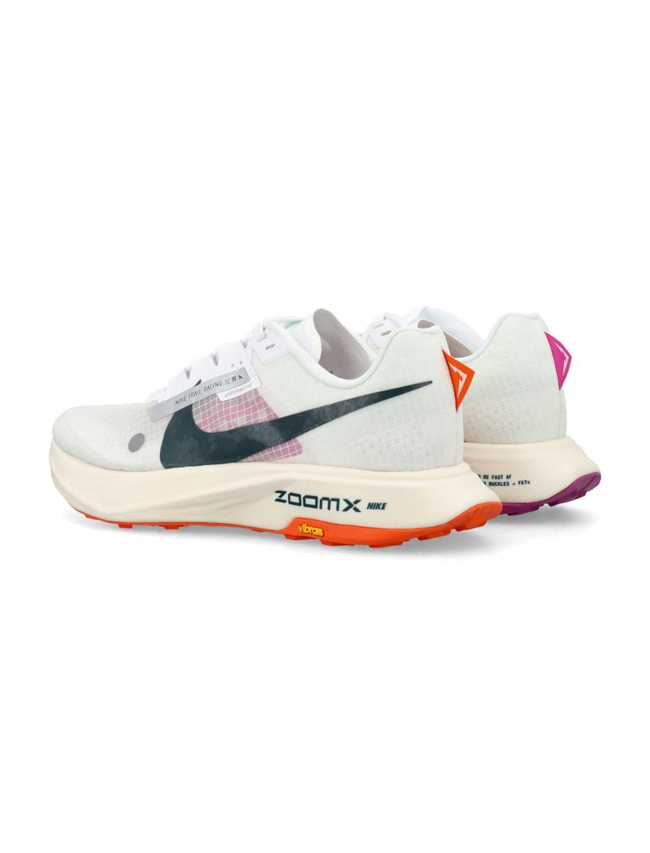 NIKE ZOOMX ULTRAFLY TRAIL WOMAN - 4