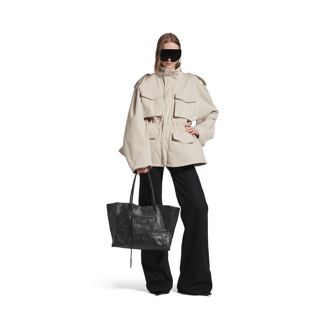 Women's Le City Tote Bag Medium in Black - 6