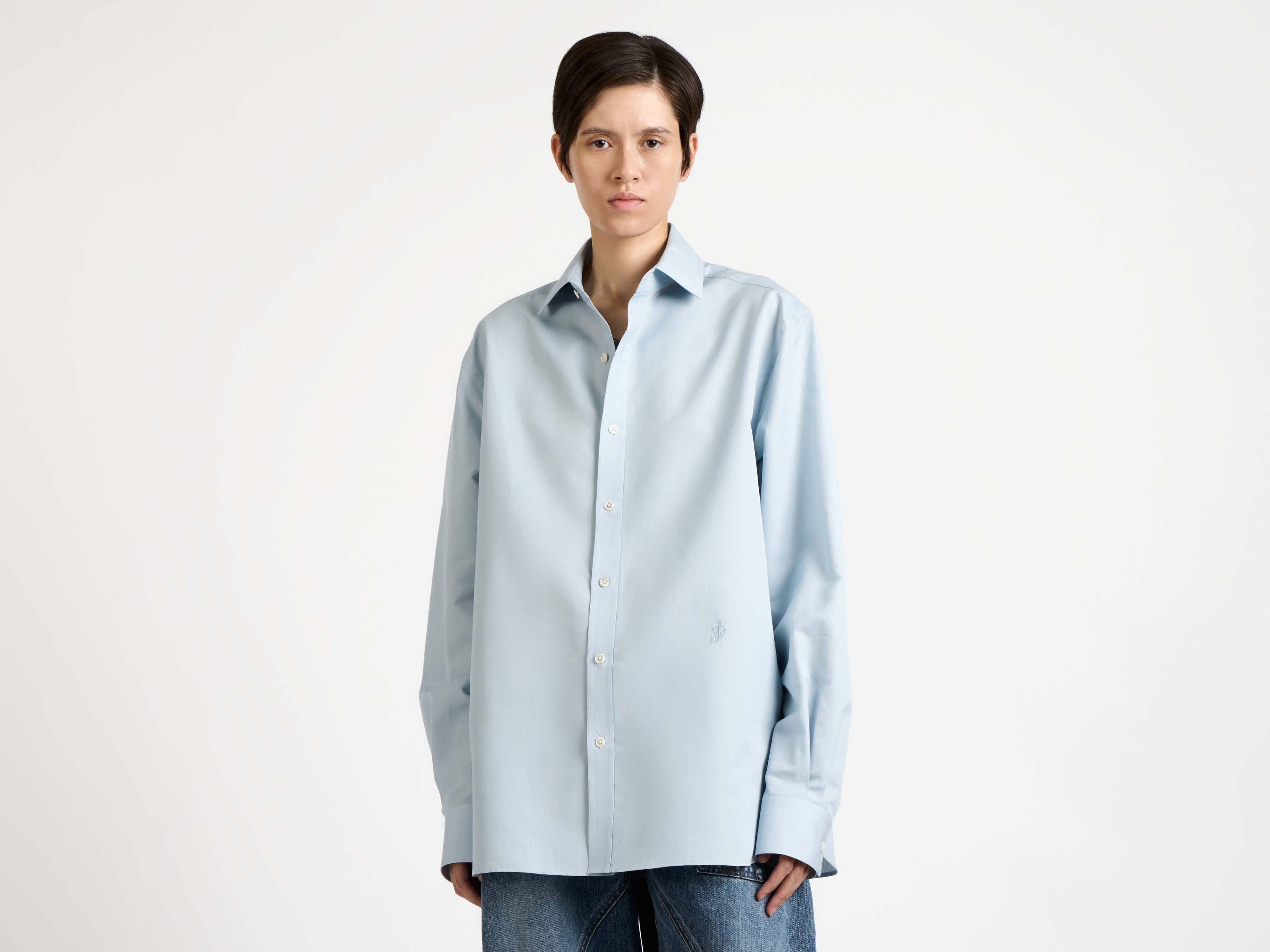 CLASSIC DRESS SHIRT IN POWDER BLUE - 5