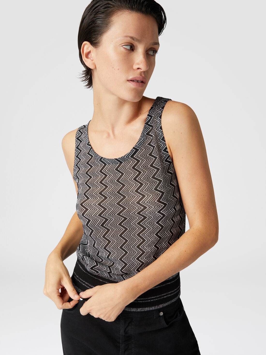 Top with zig zag lamé motif - 4