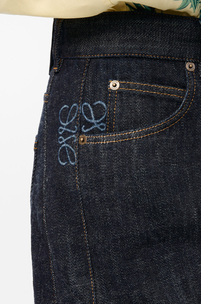 Anagram barrel jeans in denim 5