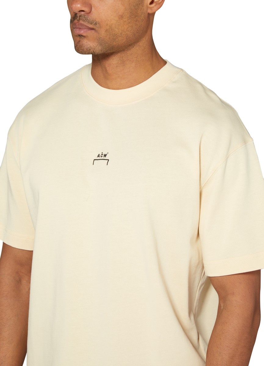 Essential T-Shirt - 4