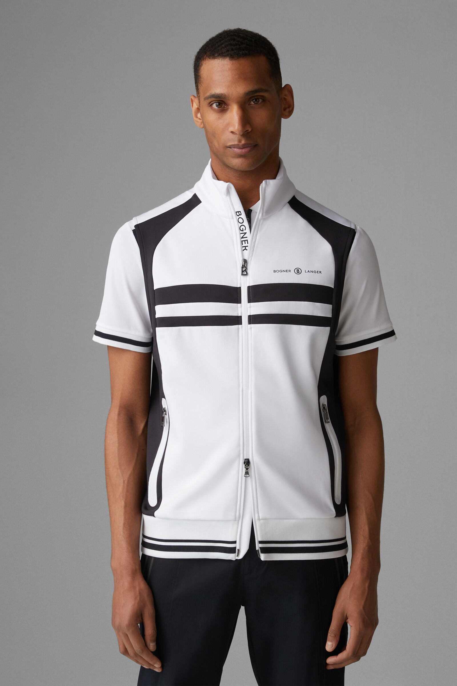 Boern Vest in White/Black - 2