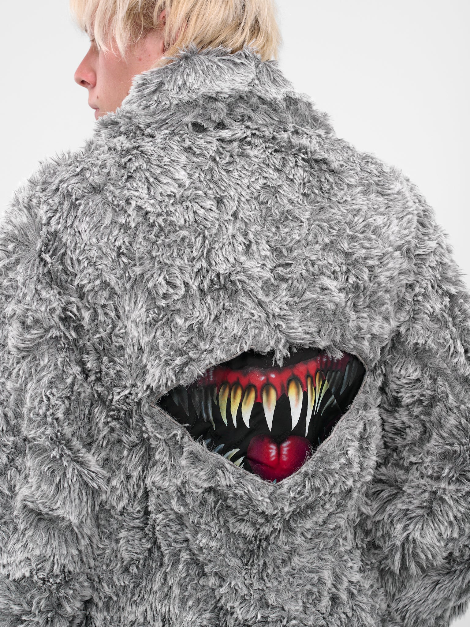 Gray Fur Cut-Out Fangs Jacket - 5