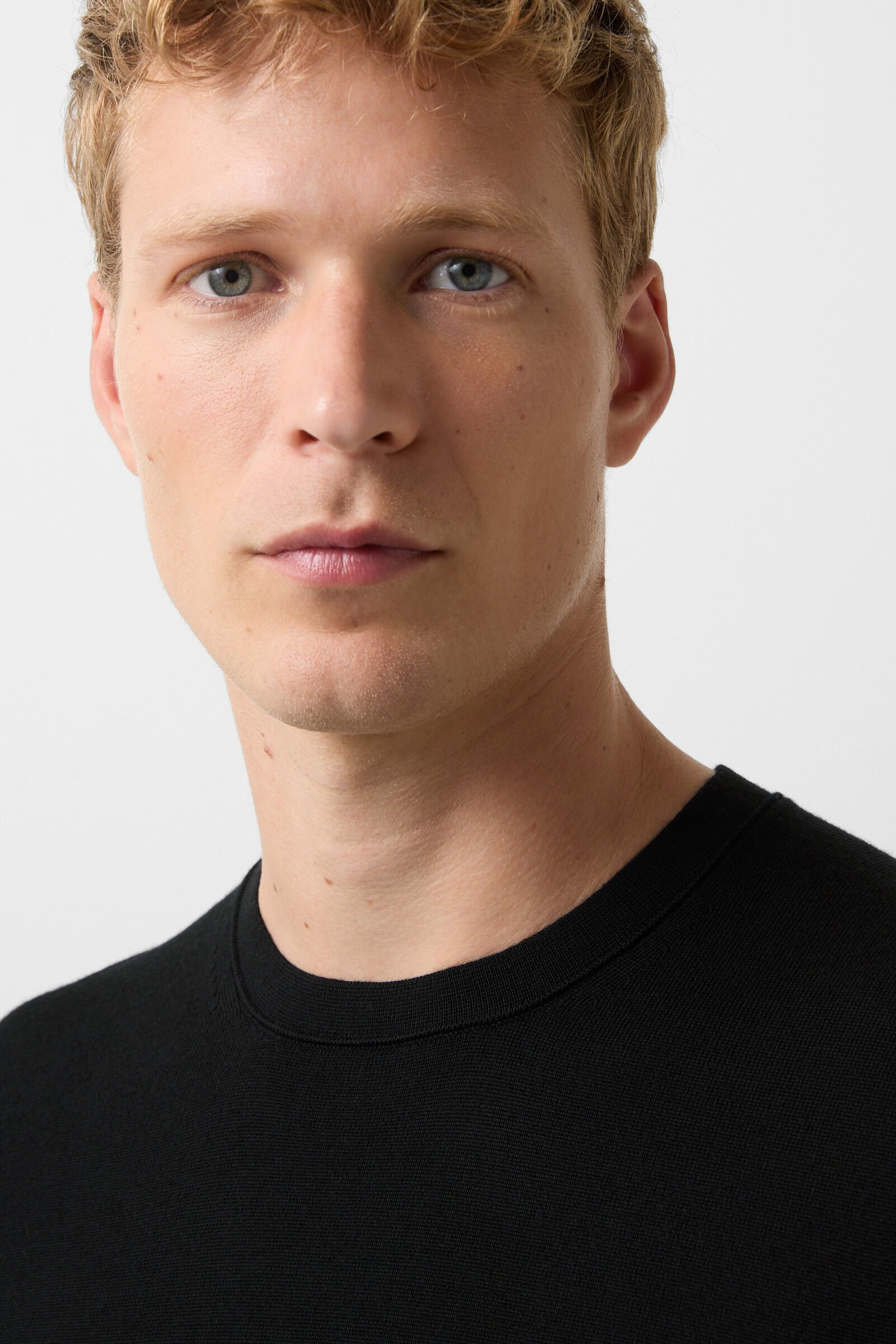 Fine knit pullover Ole in Black - 4