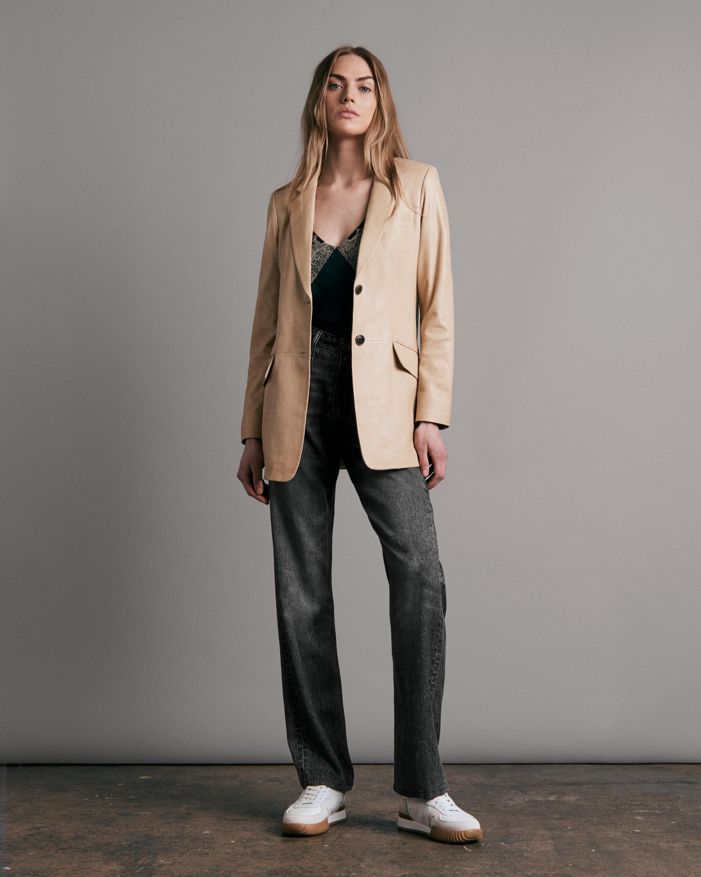 Charles Leather Blazer
Oversized Blazer - 2