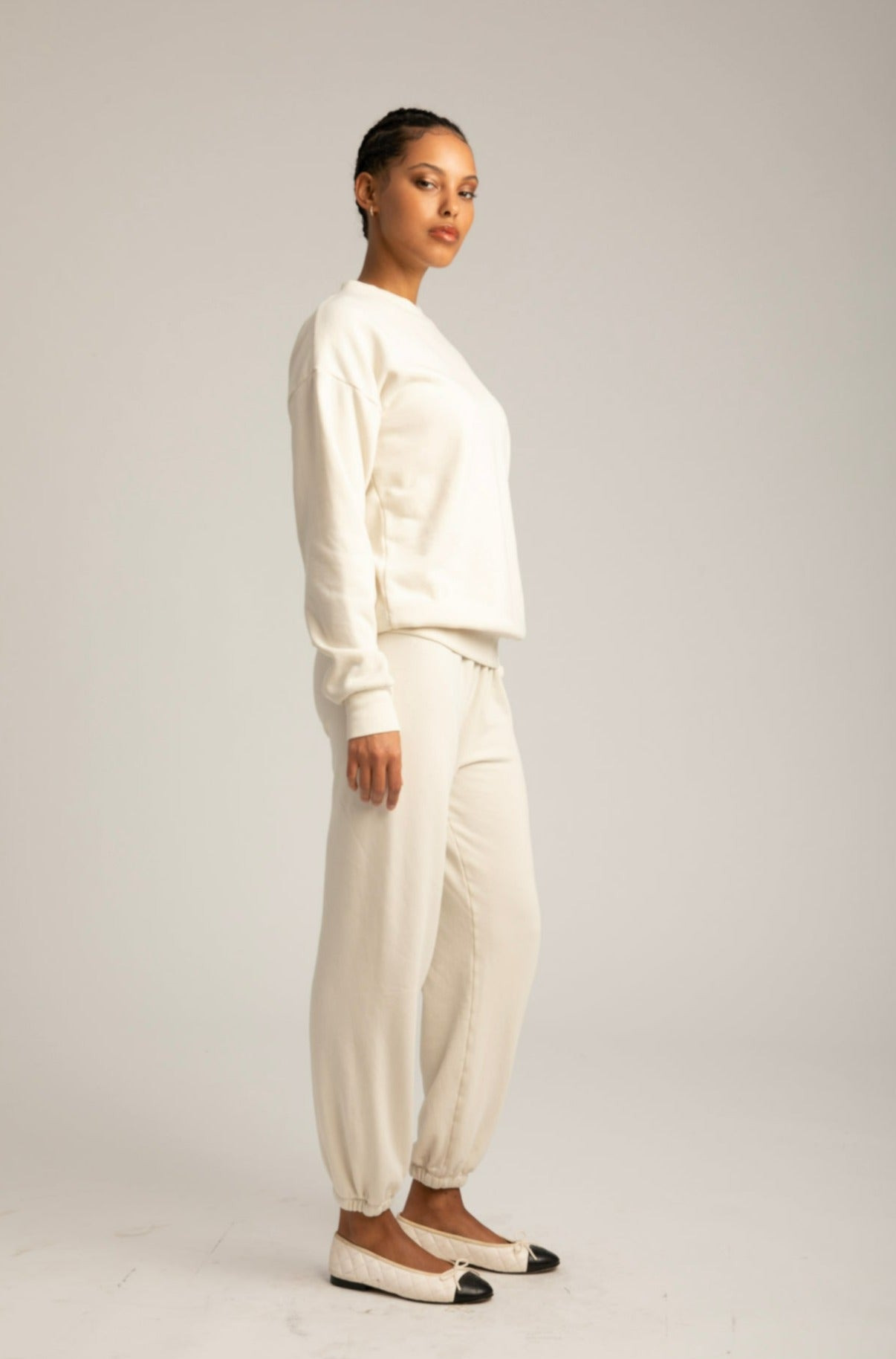 VINTAGE WHITE LOGO SWEATSHIRT - 6