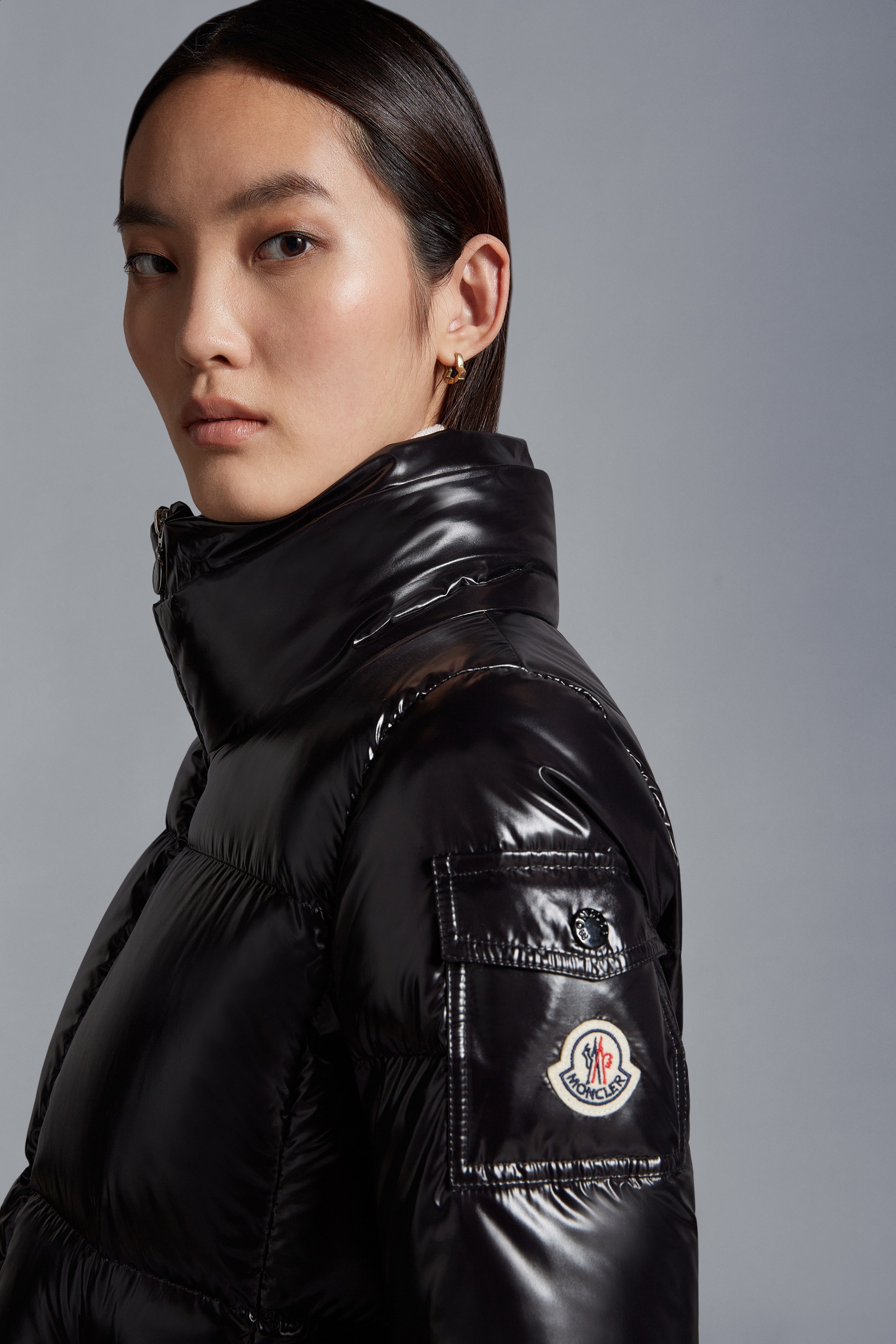 FW23-24 MONCLER 'Vistule' ダウン Moncler - Vistule Black Puffer Jacket | Mitchell Stores