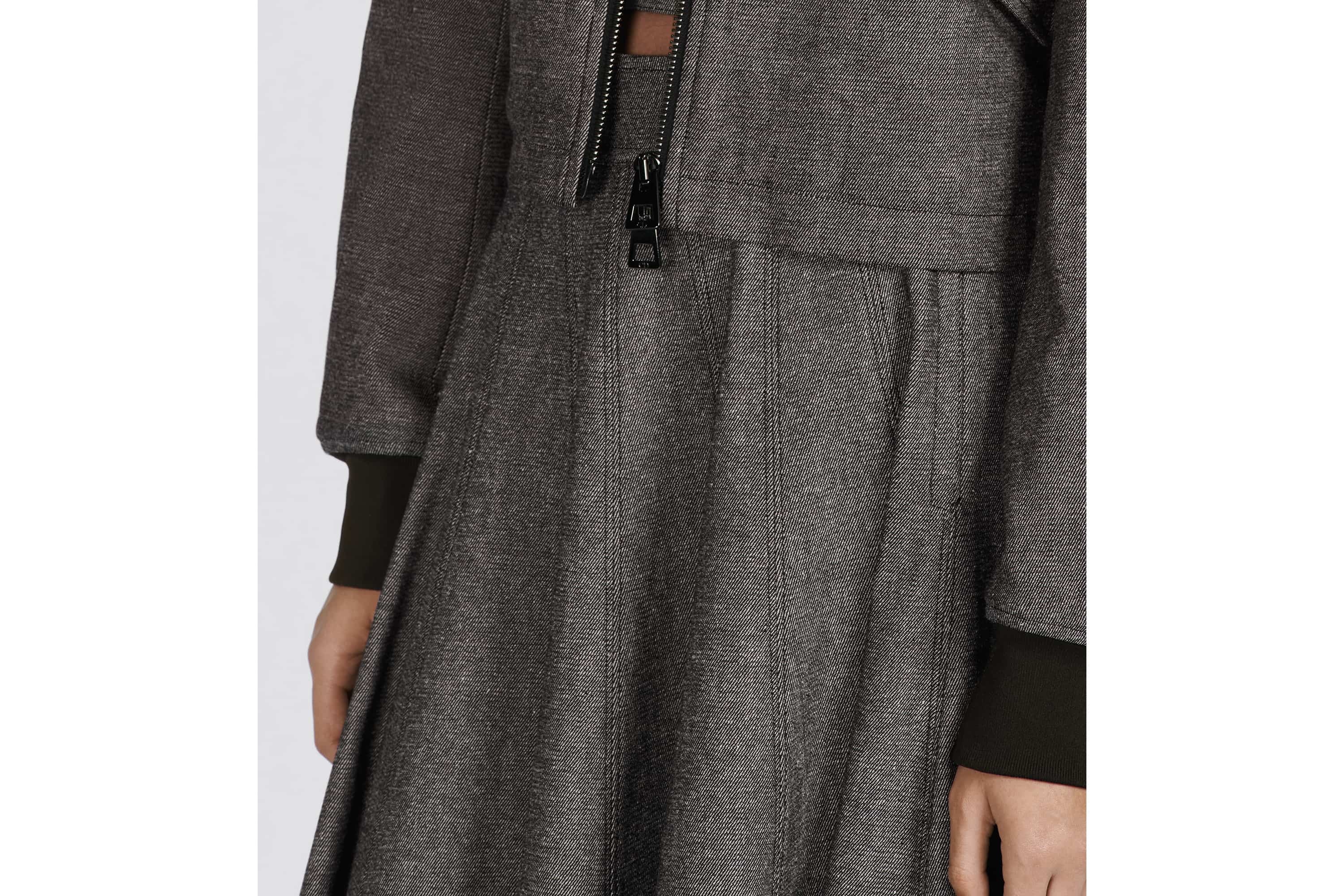 Mid-Length Flared Skirt - 7