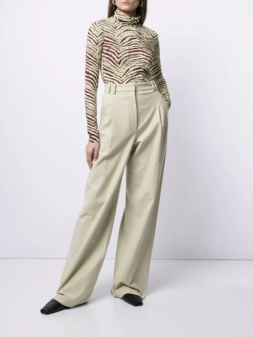 tiger-print high-neck top - 2