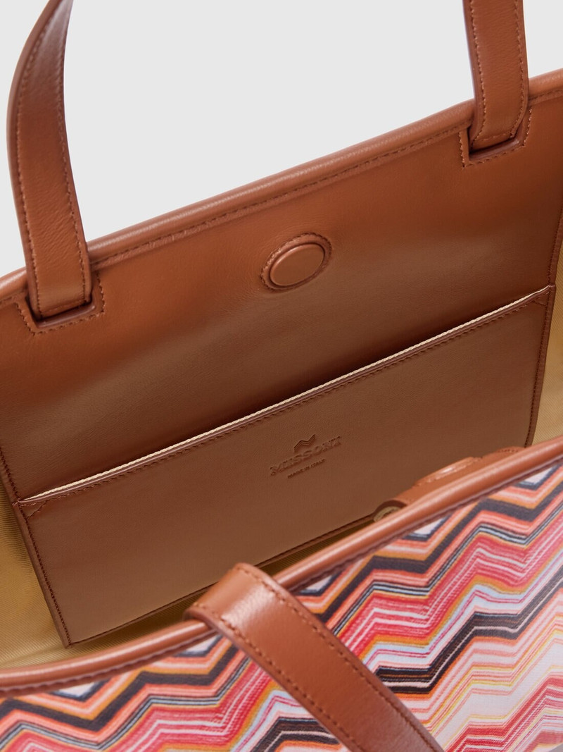 Chevron-worked tote bag 4