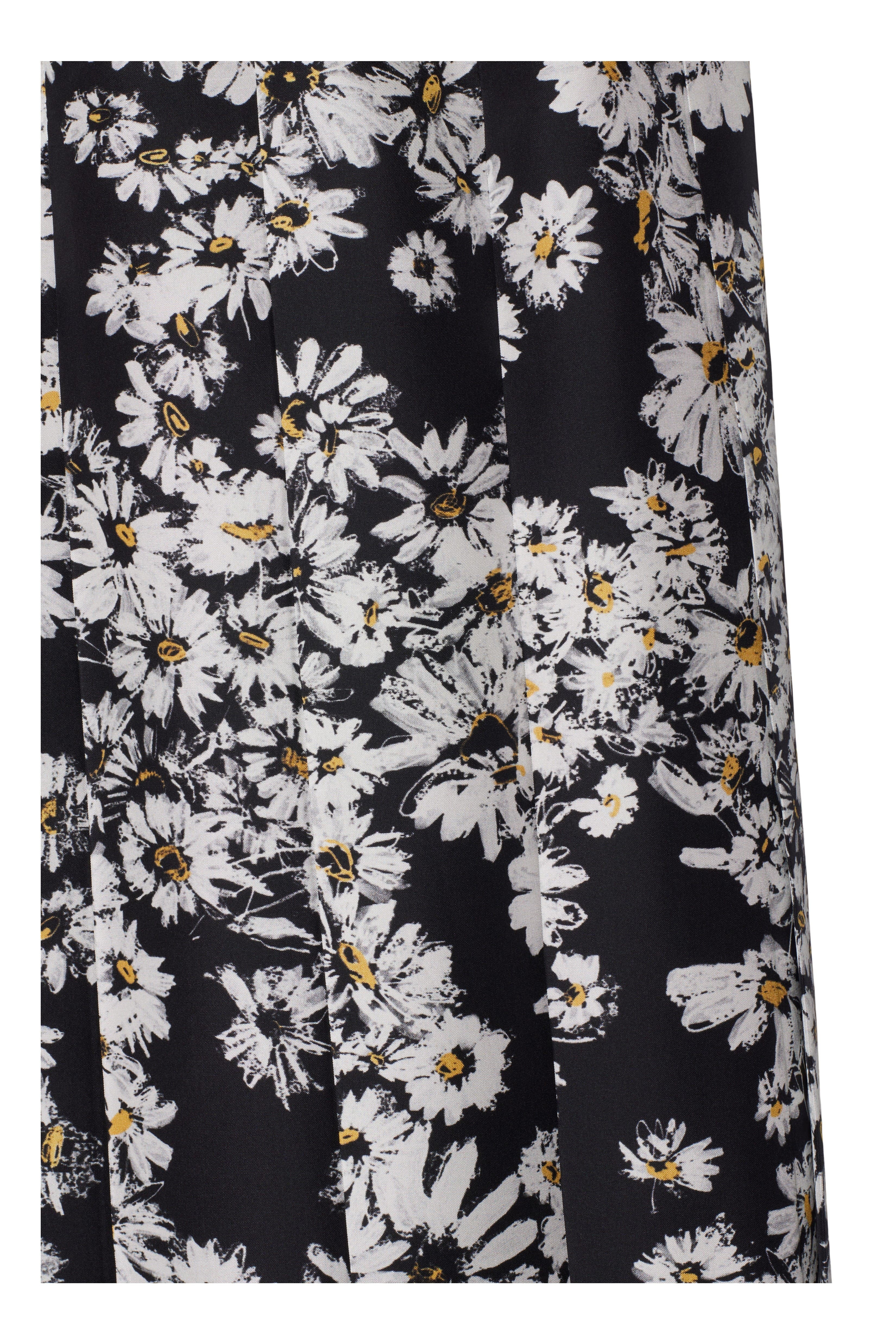 burberry Pleated Daisy Silk Skirt in Black at Nordstrom - 5