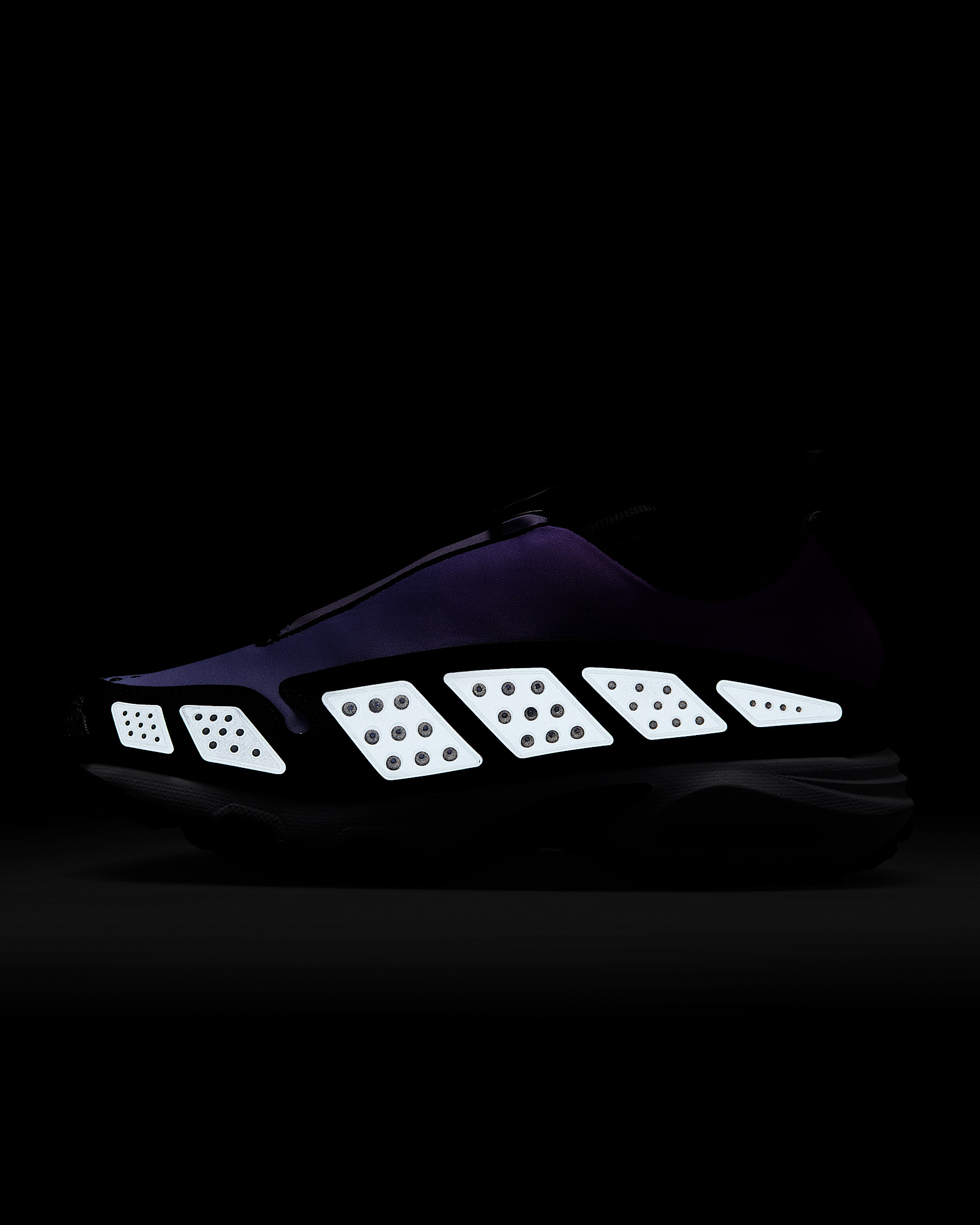 Nike Air Max SNDR Women's Shoes - 12