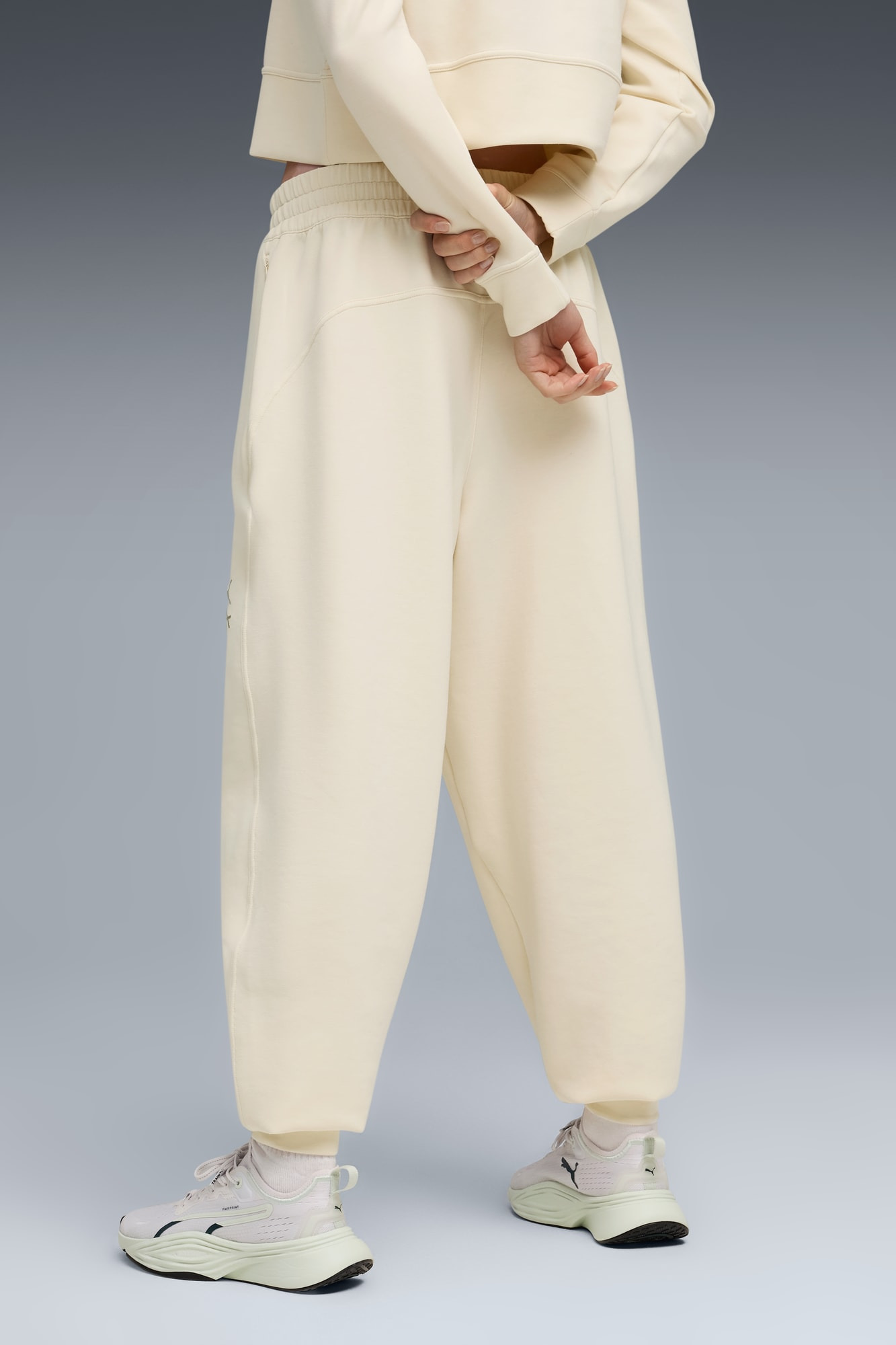 PUMA X AT W CLOUDSPUN JOGGER Women - 6