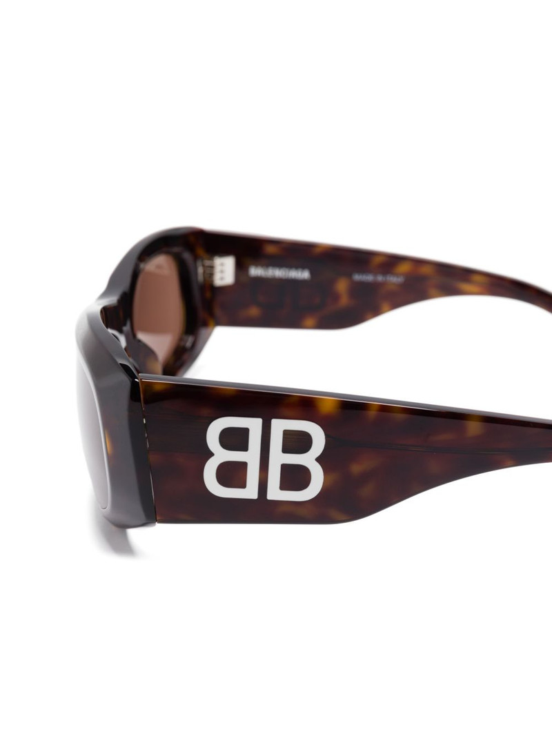 Bossy sunglasses 3