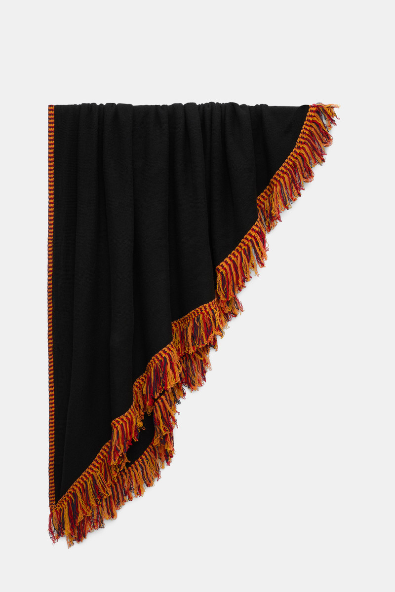 FRINGED COZYNESS poncho 7