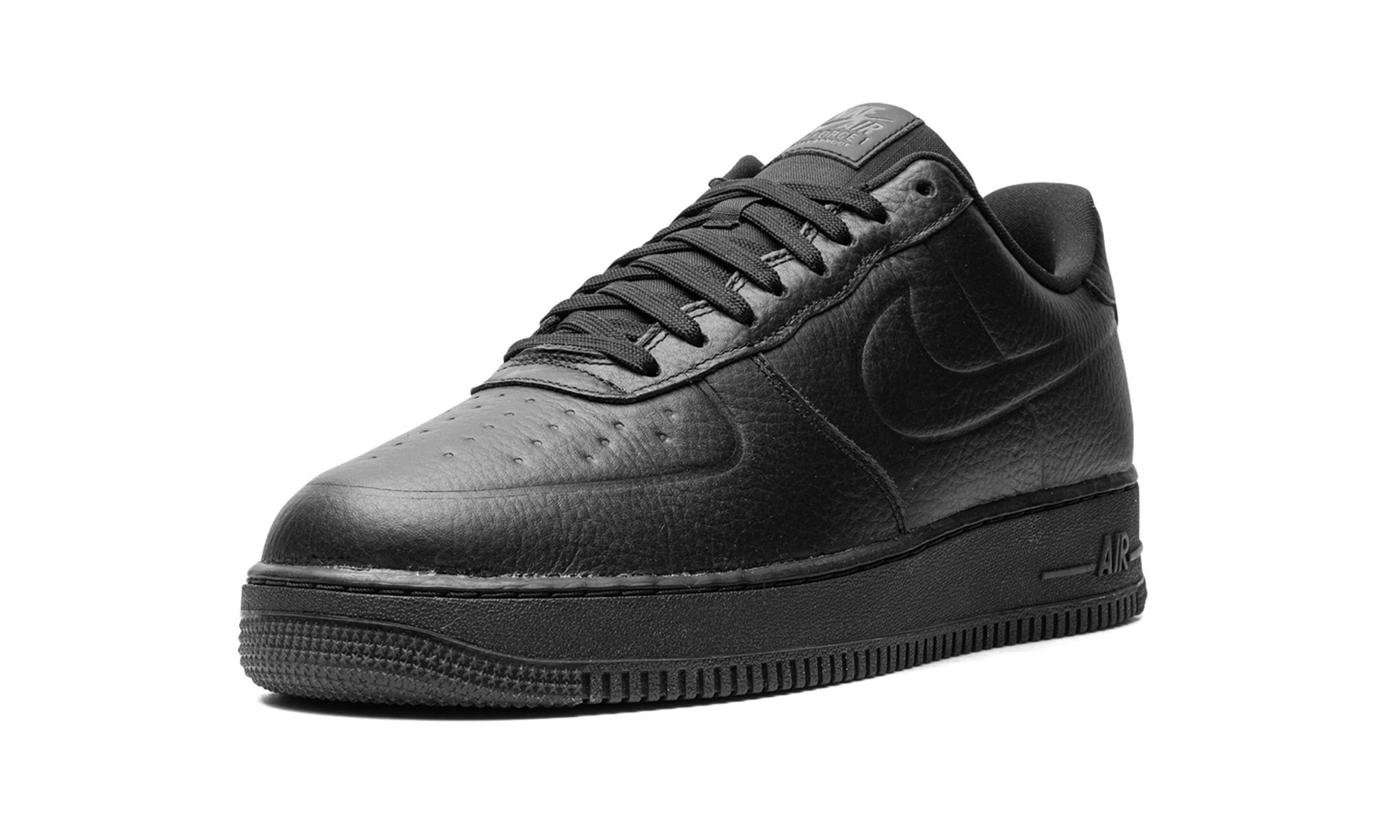 Air Force 1 Low Waterproof "Triple Black" - 4