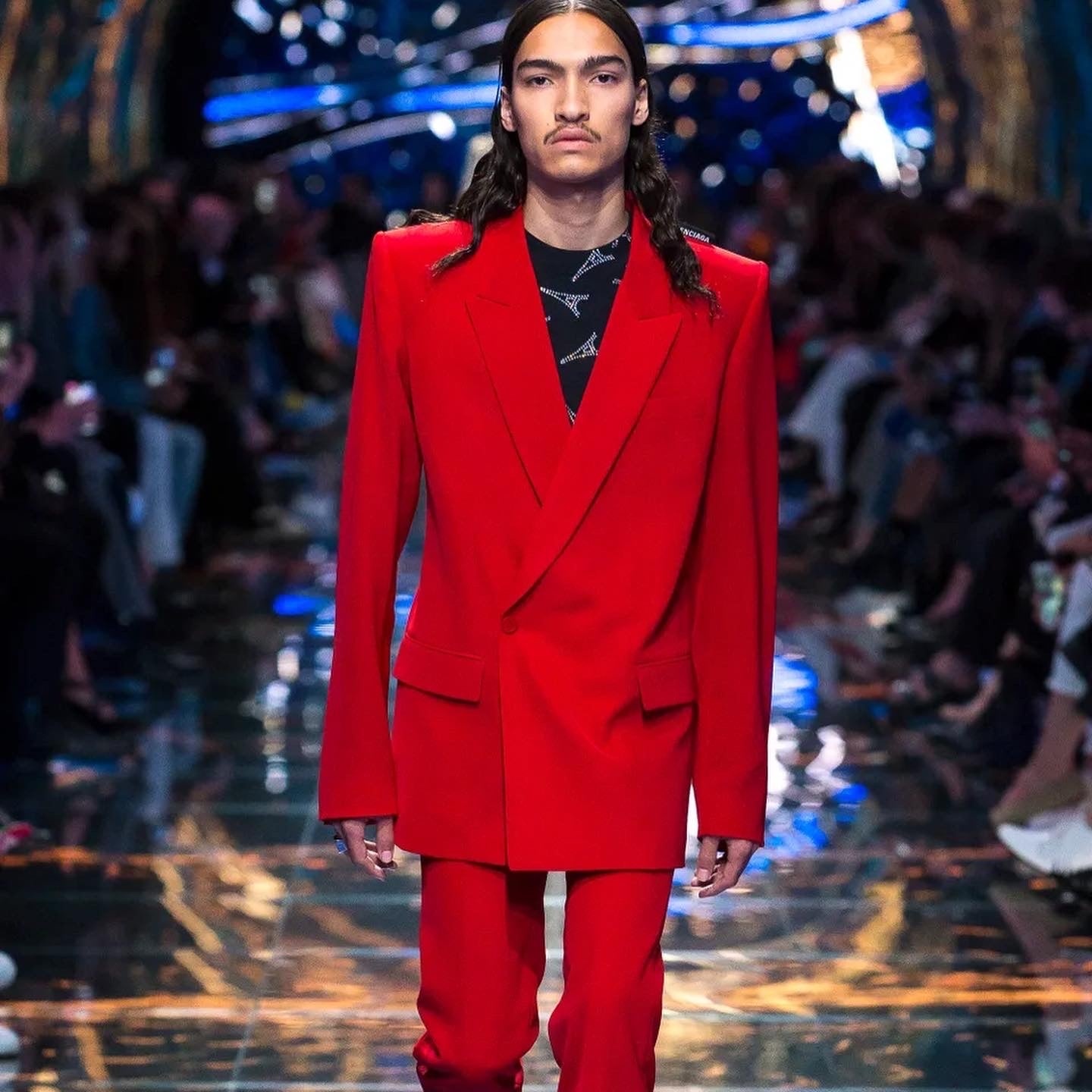 Balenciaga Bwnt ss19 runway set red 80s boxy shoulder blazer pants suit set 44 - 2