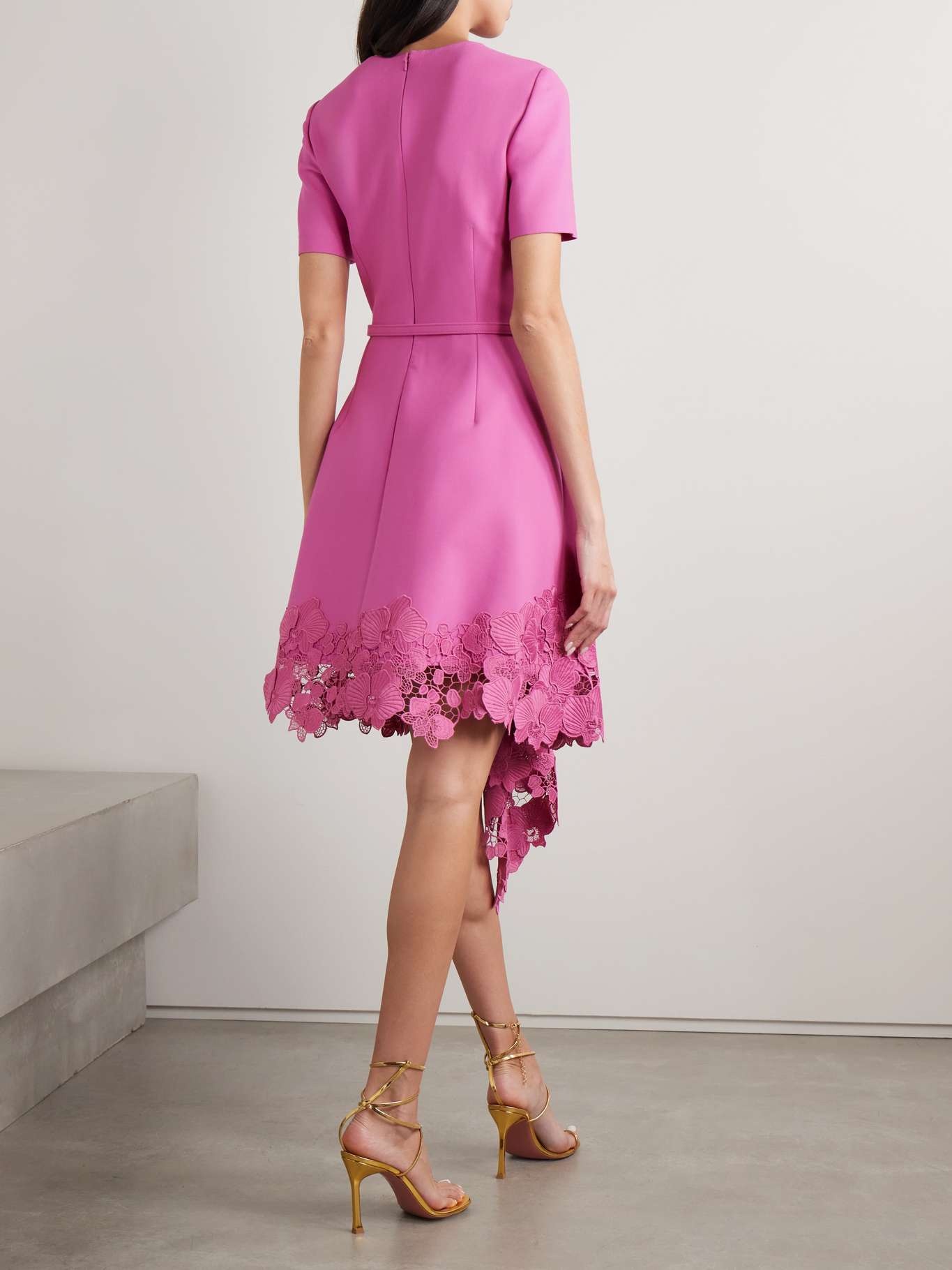 Belted asymmetric guipure lace-trimmed wool-blend dress - 3