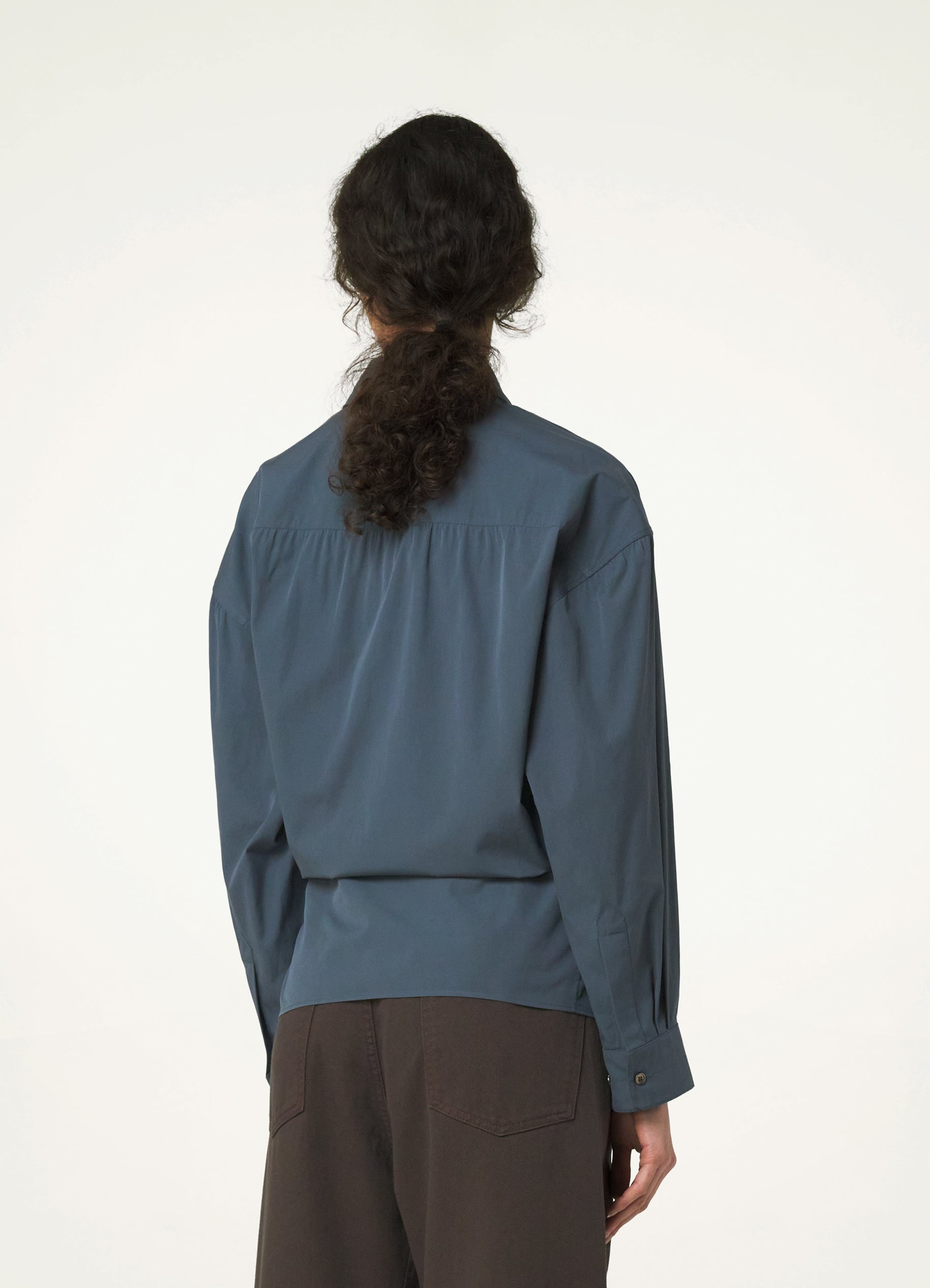 STRAIGHT COLLAR TWISTED SHIRT - 3